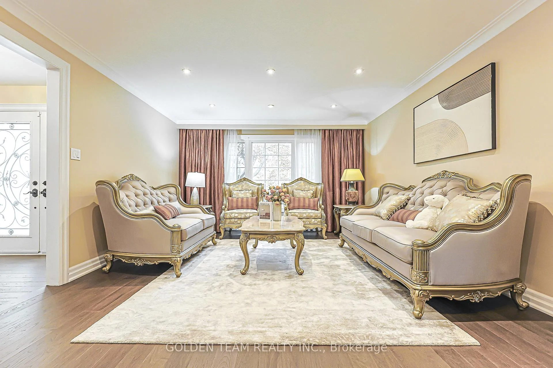 Photo 9 of 13 Elkpath Avenue, North York, St. Andrew-Windfields — HOMEH