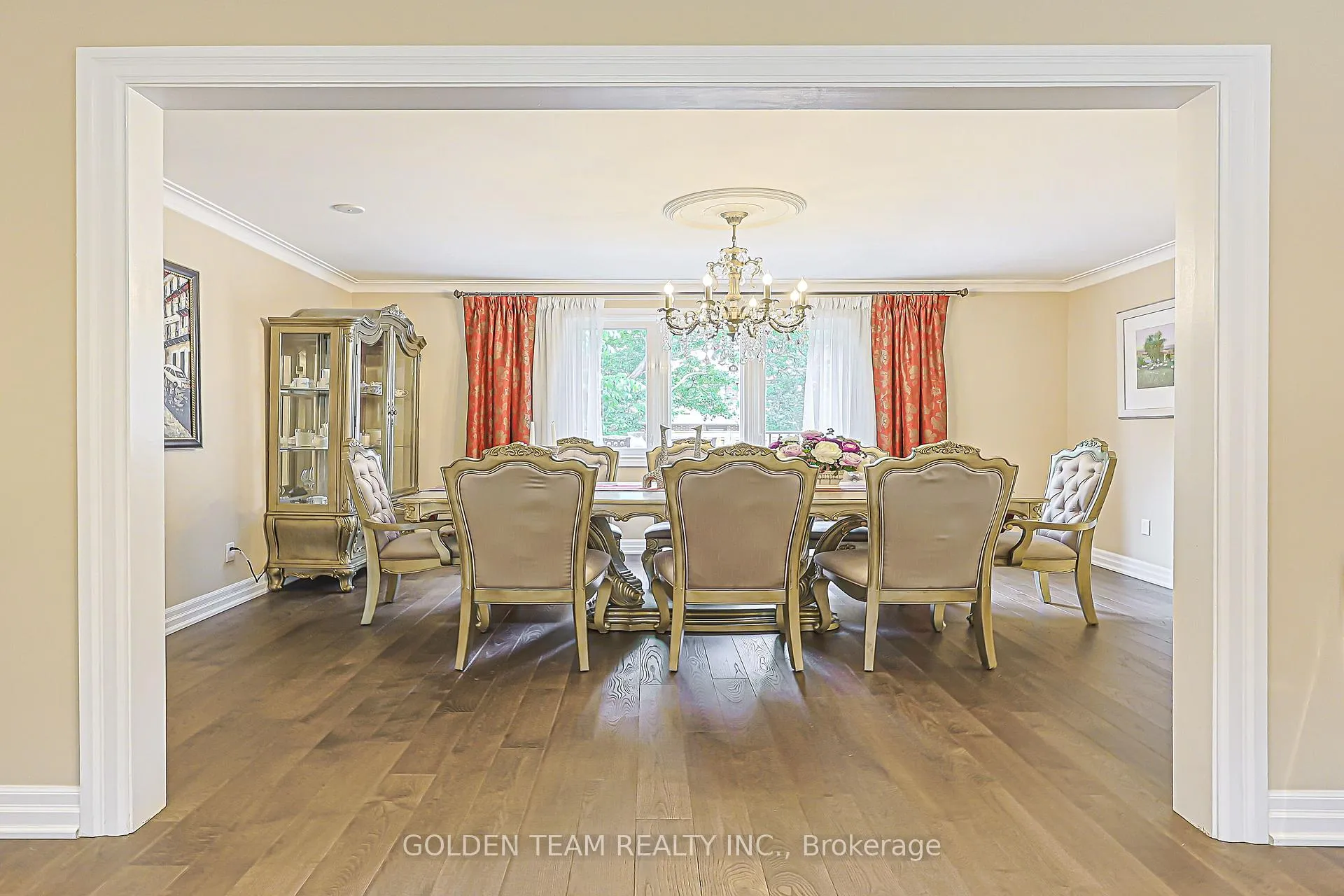 Photo 12 of 13 Elkpath Avenue, North York, St. Andrew-Windfields — HOMEH