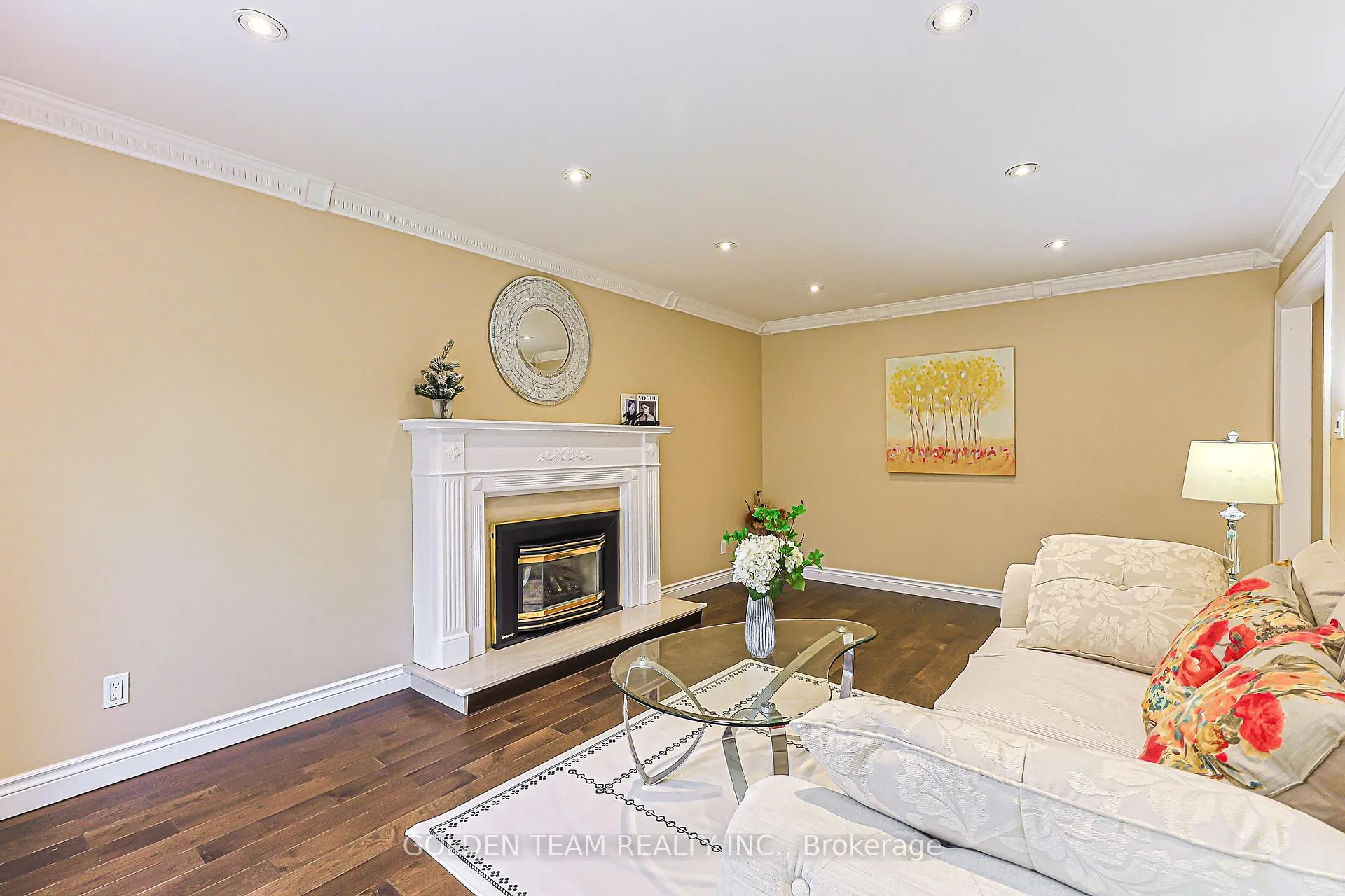 Photo 24 of 13 Elkpath Avenue, North York, St. Andrew-Windfields — HOMEH