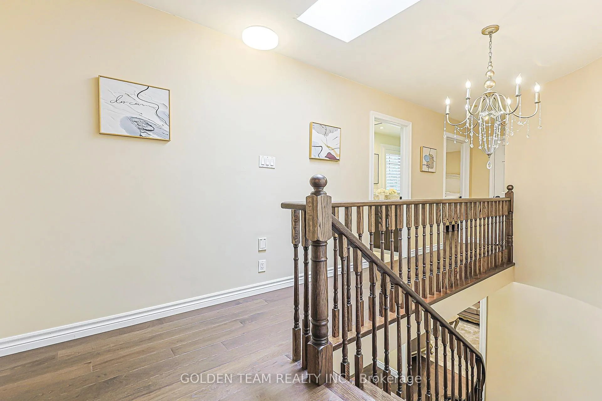 Photo 25 of 13 Elkpath Avenue, North York, St. Andrew-Windfields — HOMEH