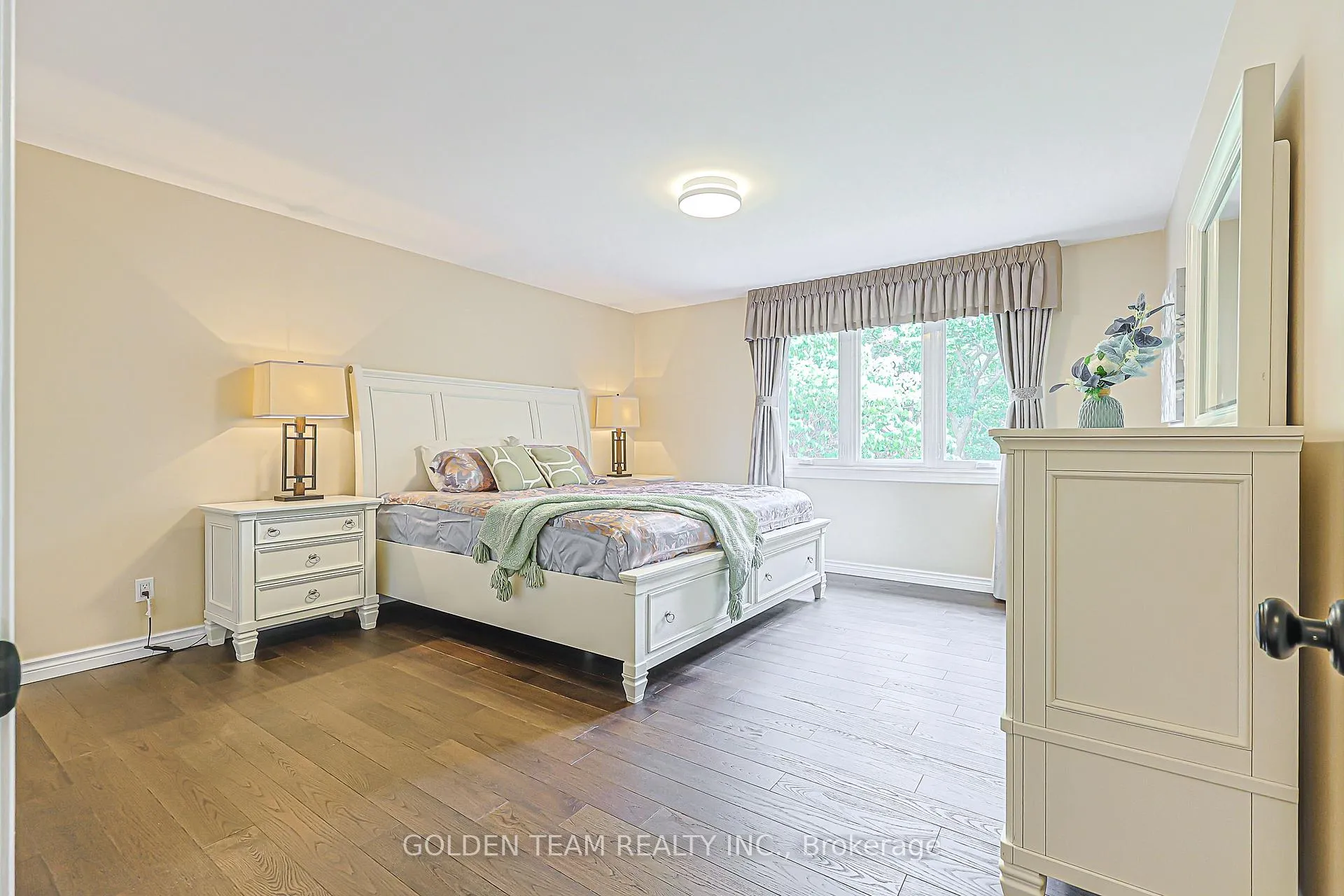 Photo 34 of 13 Elkpath Avenue, North York, St. Andrew-Windfields — HOMEH