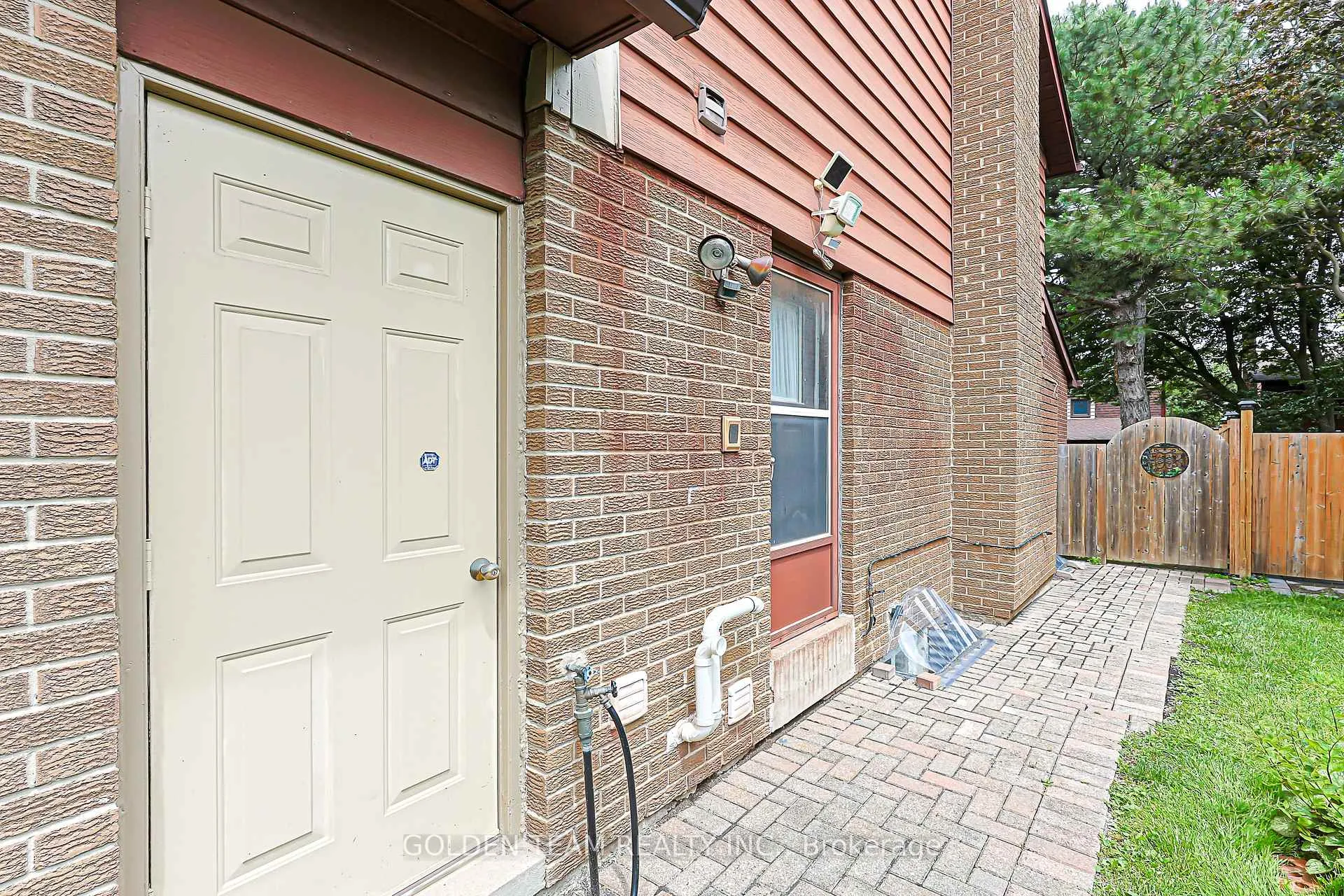 Photo 42 of 13 Elkpath Avenue, North York, St. Andrew-Windfields — HOMEH