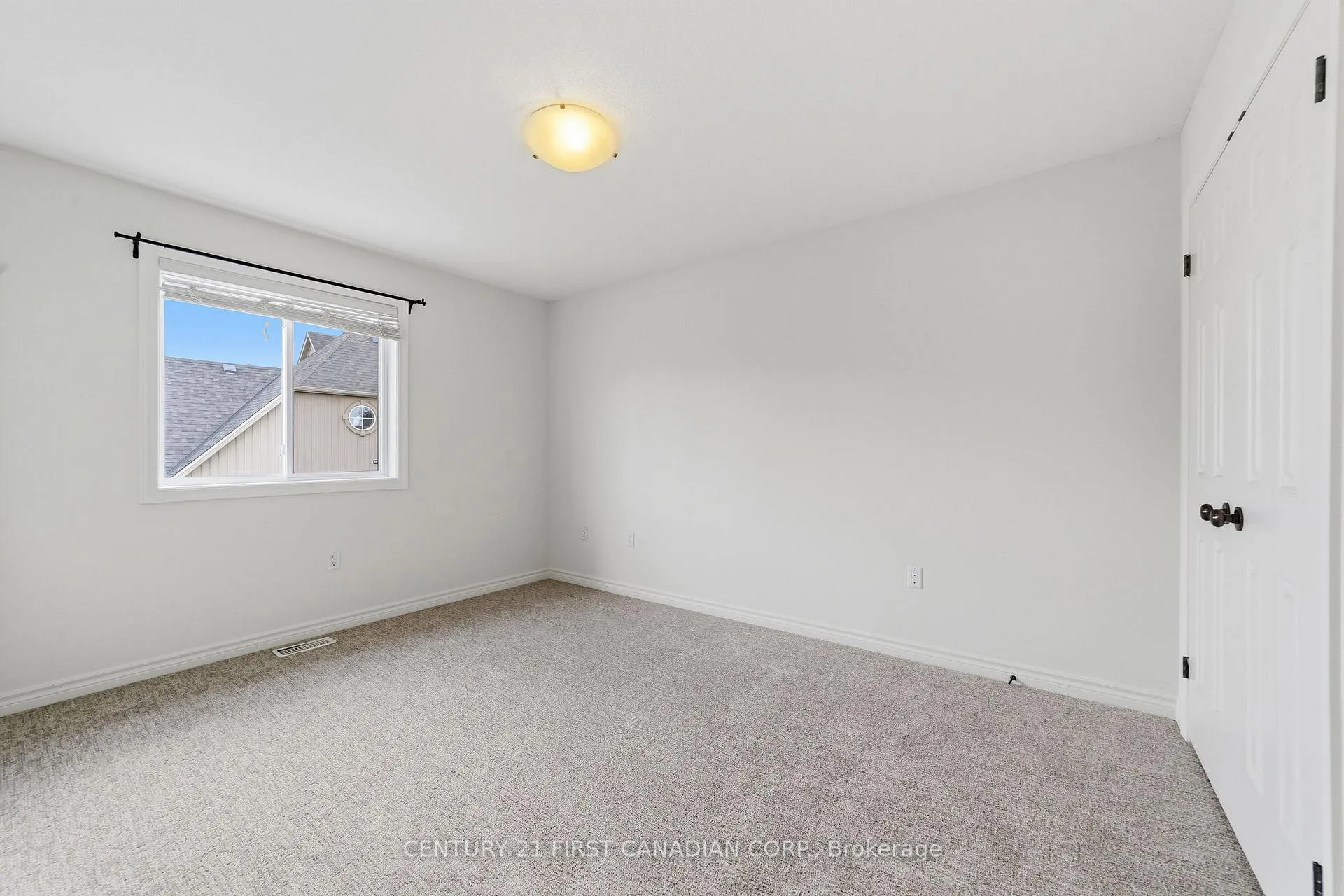 Photo 25 of 126 Radcliffe Crescent, Lucan Biddulph, Lucan — HOMEH