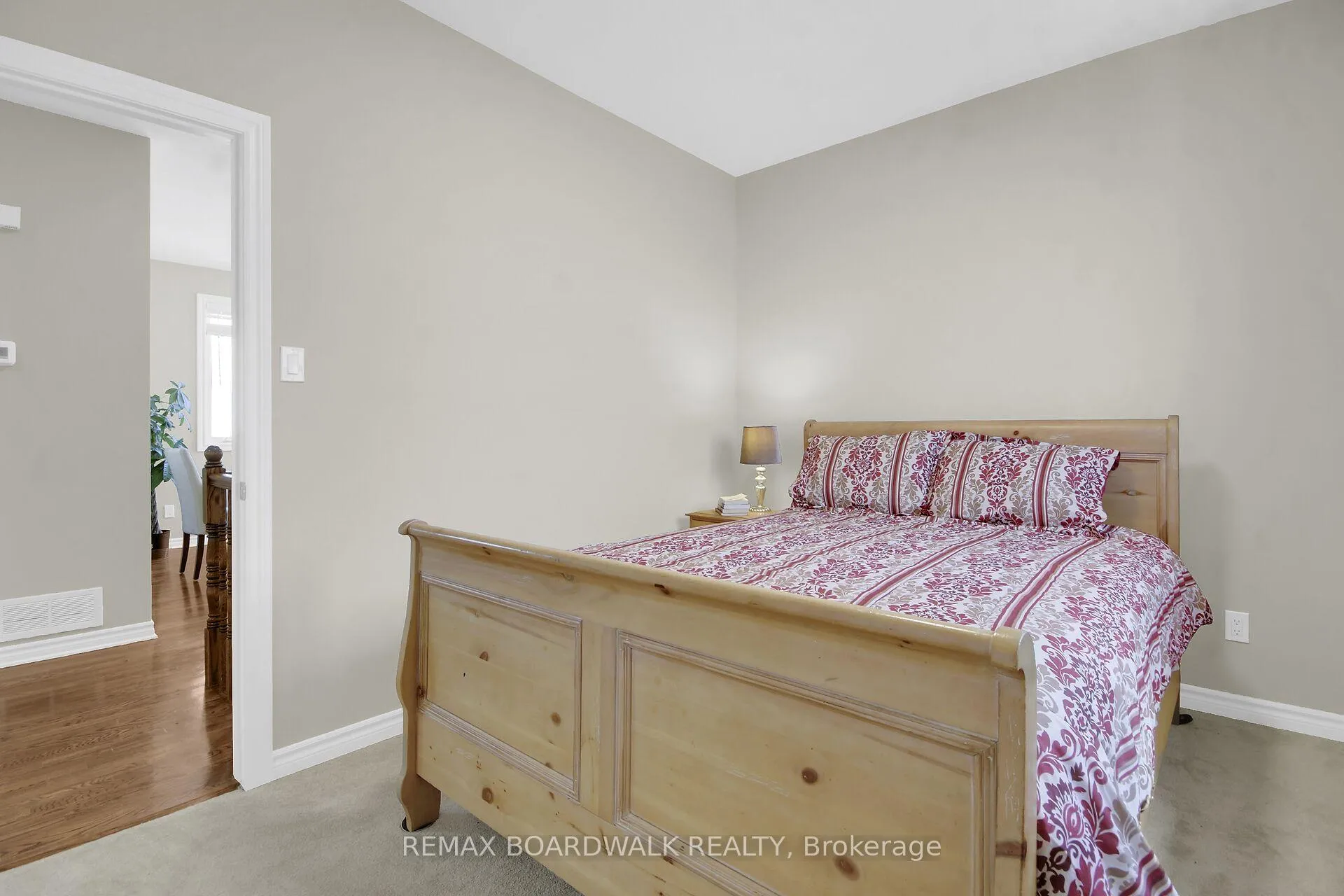 Photo 39 of 48 Maricona Way, Ottawa, Kanata - Kanata Lakes/Heritage Hills — HOMEH