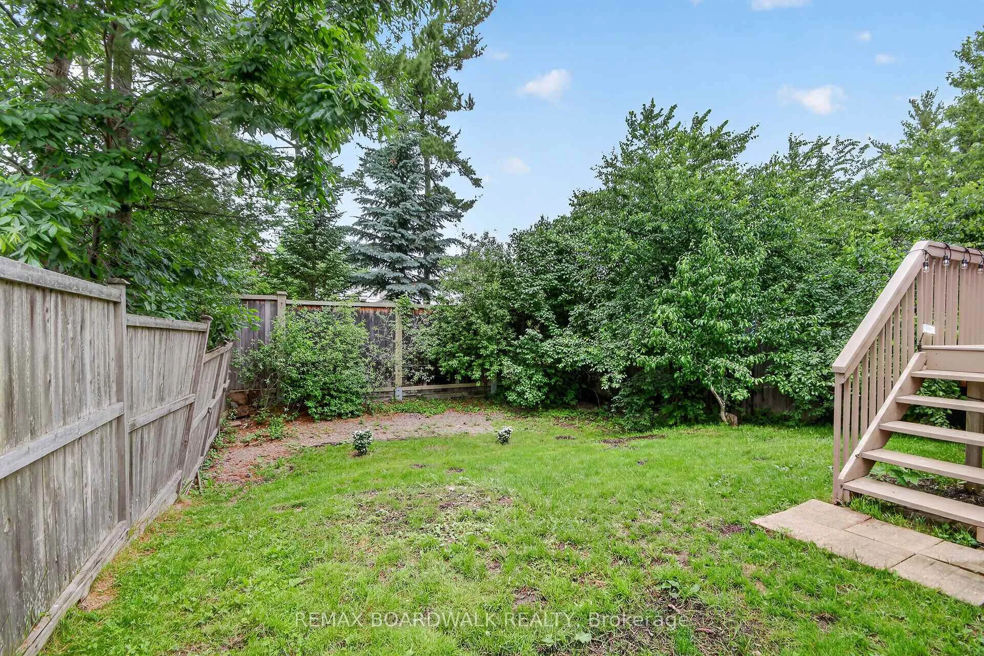 Photo 44 of 48 Maricona Way, Ottawa, Kanata - Kanata Lakes/Heritage Hills — HOMEH