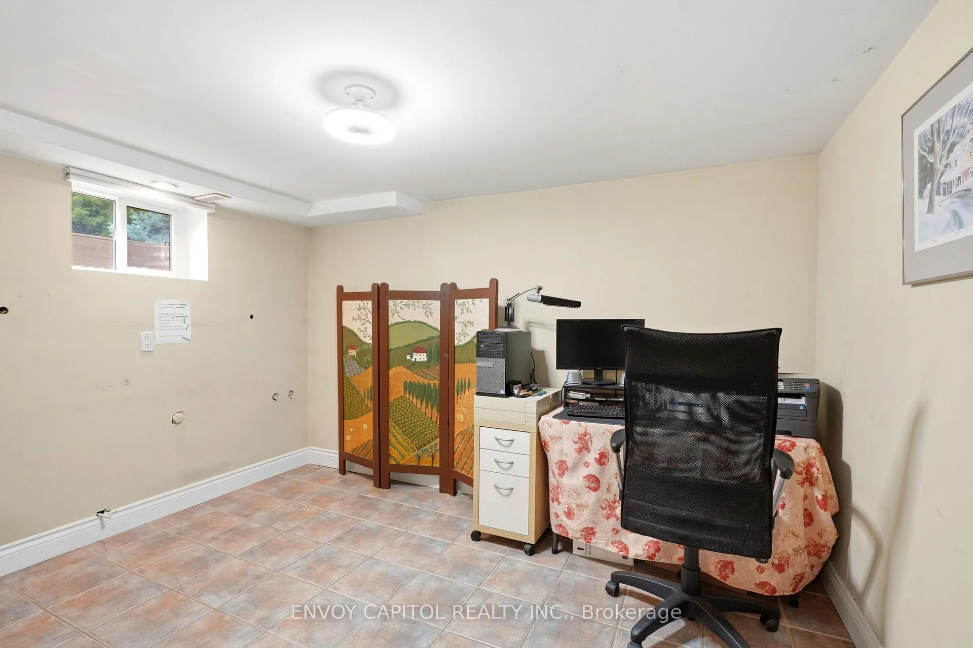 Photo 28 of 26 Deevale Road, North York, Downsview-Roding-CFB — HOMEH
