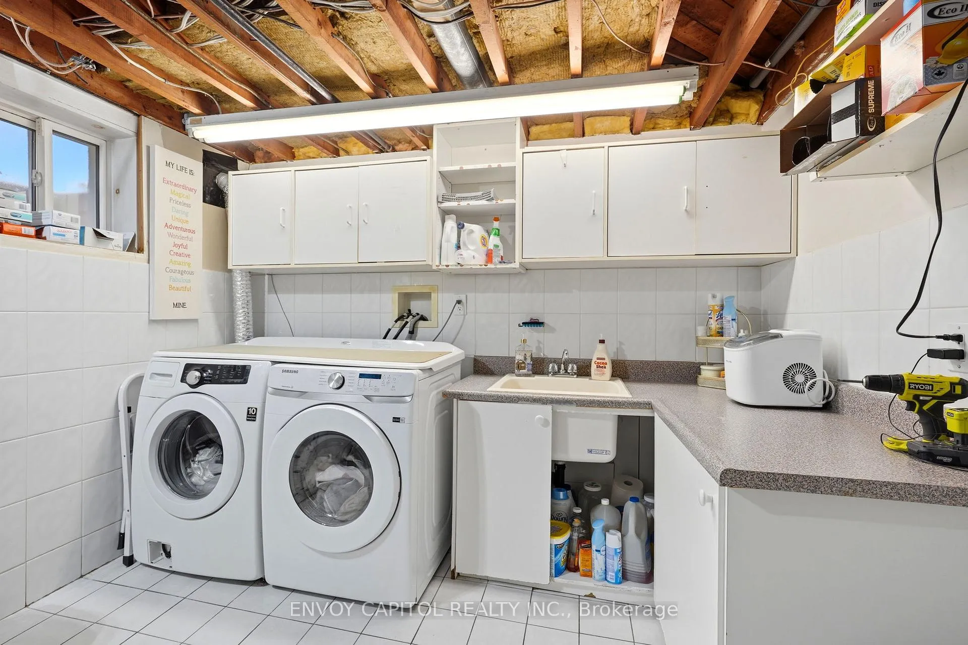 Photo 30 of 26 Deevale Road, North York, Downsview-Roding-CFB — HOMEH