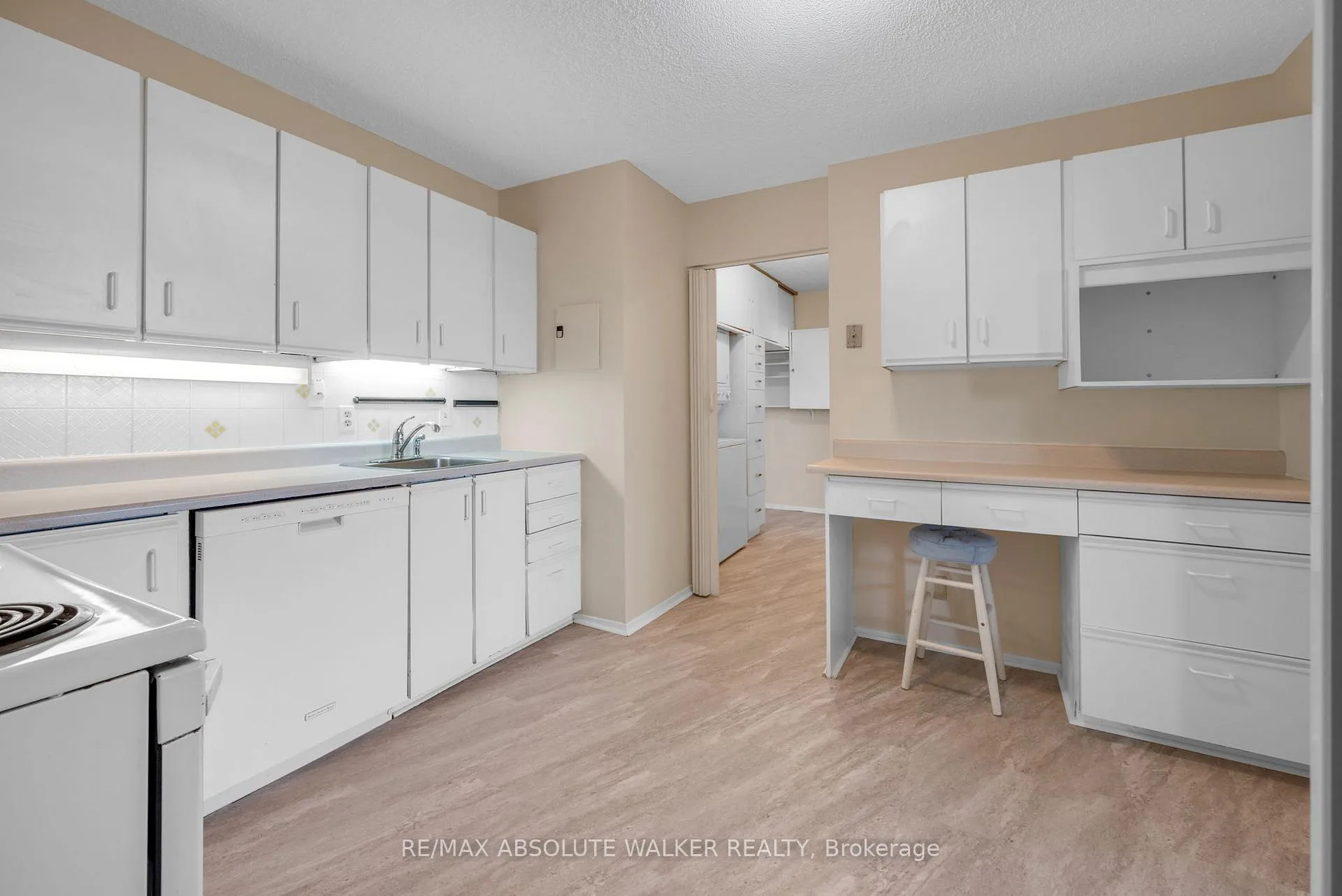 Photo 15 of Unit 2003, 1285 Cahill Drive, Ottawa, South Keys — HOMEH