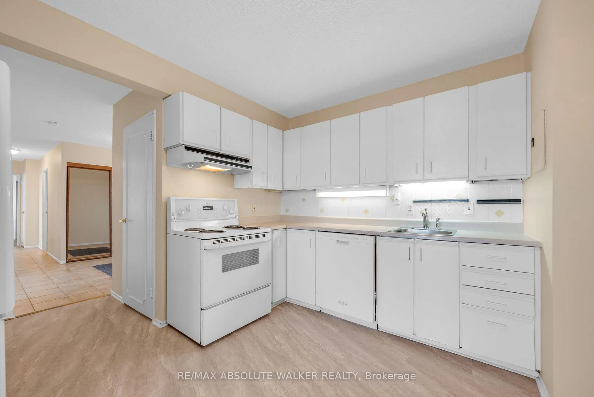 Photo 17 of Unit 2003, 1285 Cahill Drive, Ottawa, South Keys — HOMEH