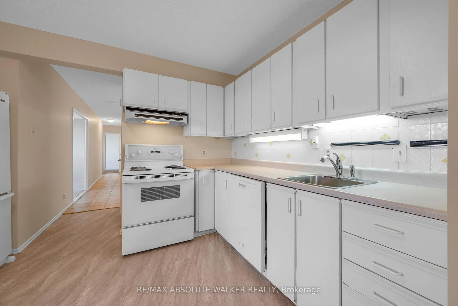 Photo 18 of Unit 2003, 1285 Cahill Drive, Ottawa, South Keys — HOMEH