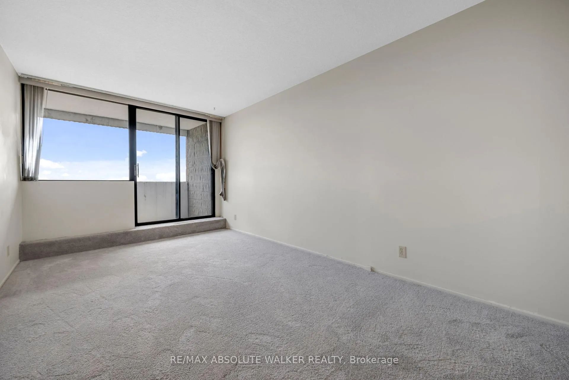Photo 35 of Unit 2003, 1285 Cahill Drive, Ottawa, South Keys — HOMEH