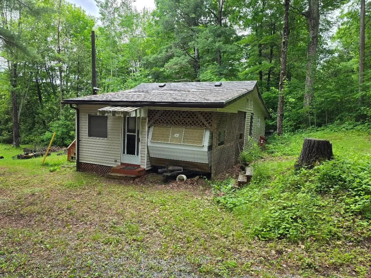 Photo 5 of 1039 Big Bay Road N, Frontenac, Frontenac Centre — HOMEH