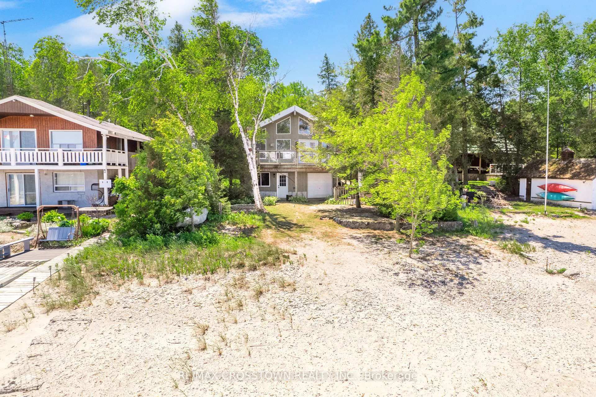 Photo 2 of 1799 Champlain Road, Tiny, Rural Tiny — HOMEH