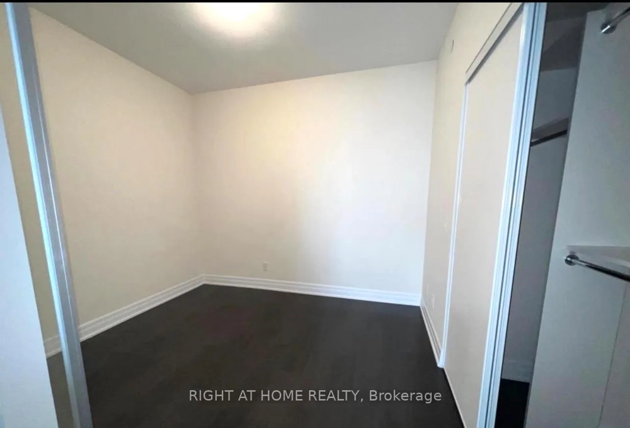 Photo 14 of Unit 704, 9075 Jane Street, Vaughan, Concord — HOMEH