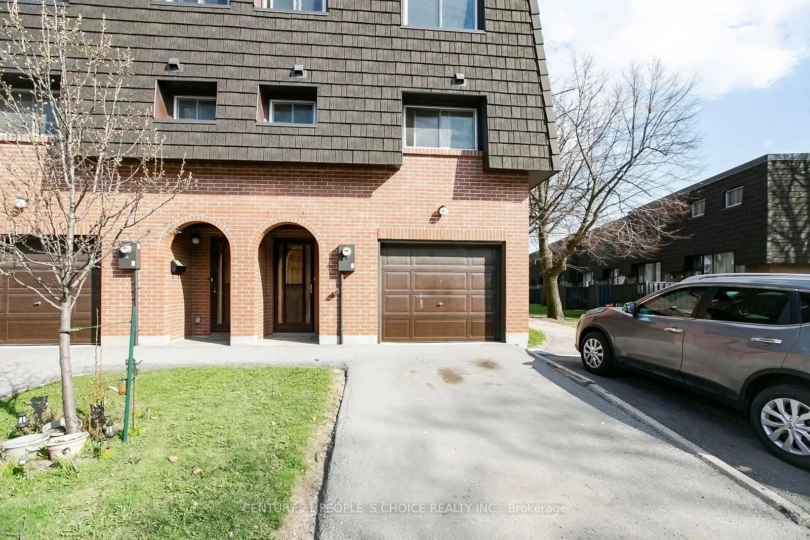 Photo 2 of Unit 117, 23 Darras Court, Brampton, Southgate — HOMEH