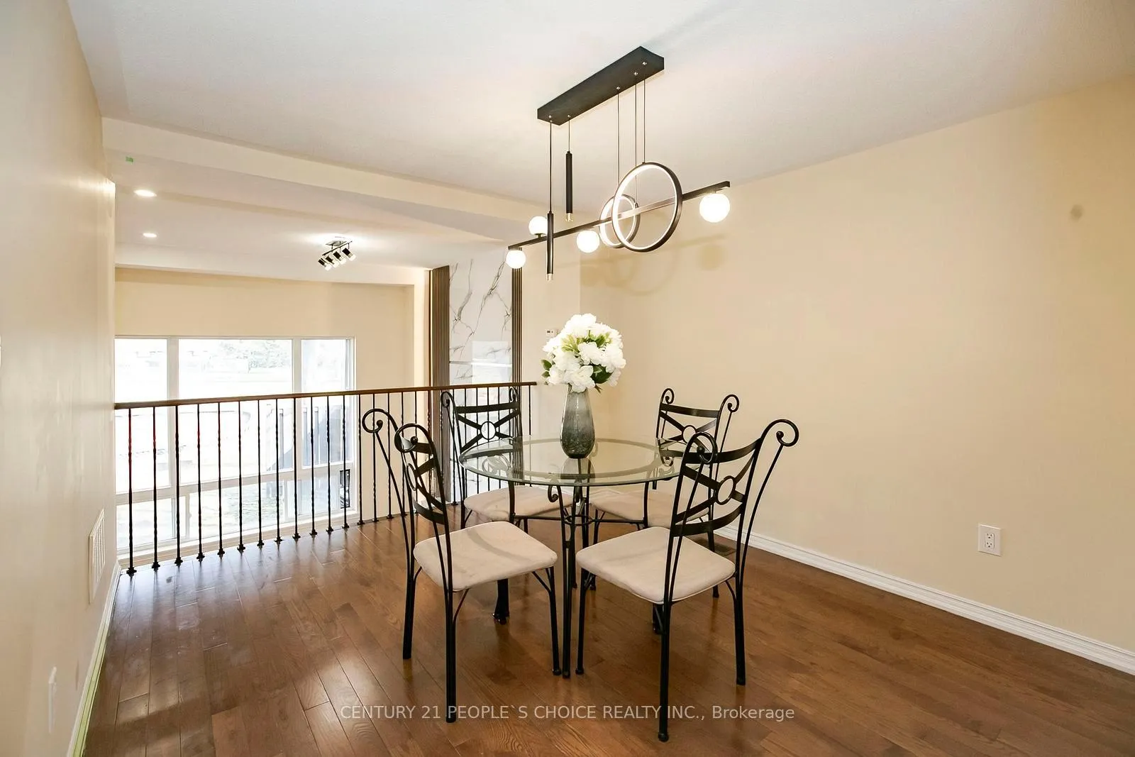 Photo 11 of Unit 117, 23 Darras Court, Brampton, Southgate — HOMEH