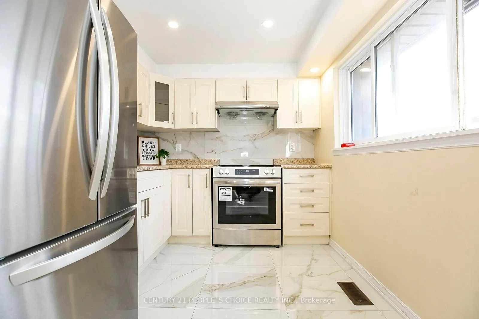 Photo 16 of Unit 117, 23 Darras Court, Brampton, Southgate — HOMEH