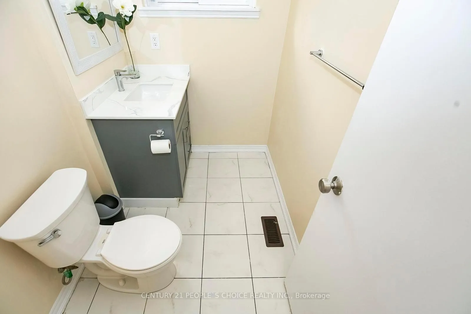Photo 19 of Unit 117, 23 Darras Court, Brampton, Southgate — HOMEH