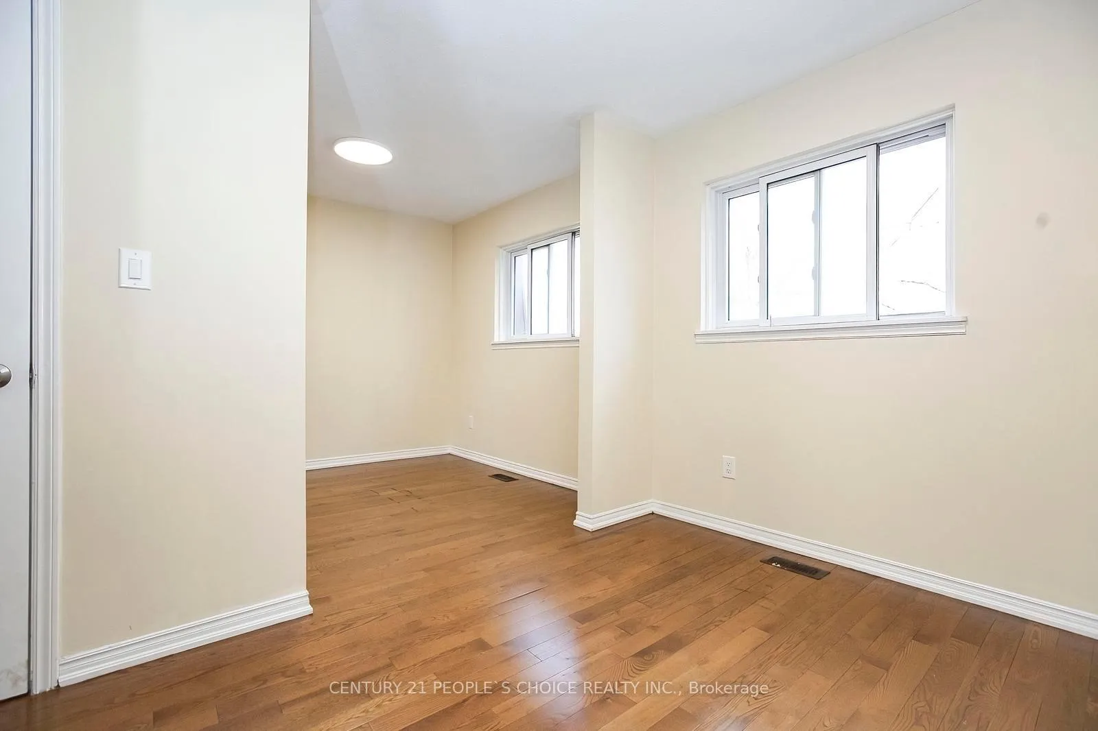 Photo 21 of Unit 117, 23 Darras Court, Brampton, Southgate — HOMEH