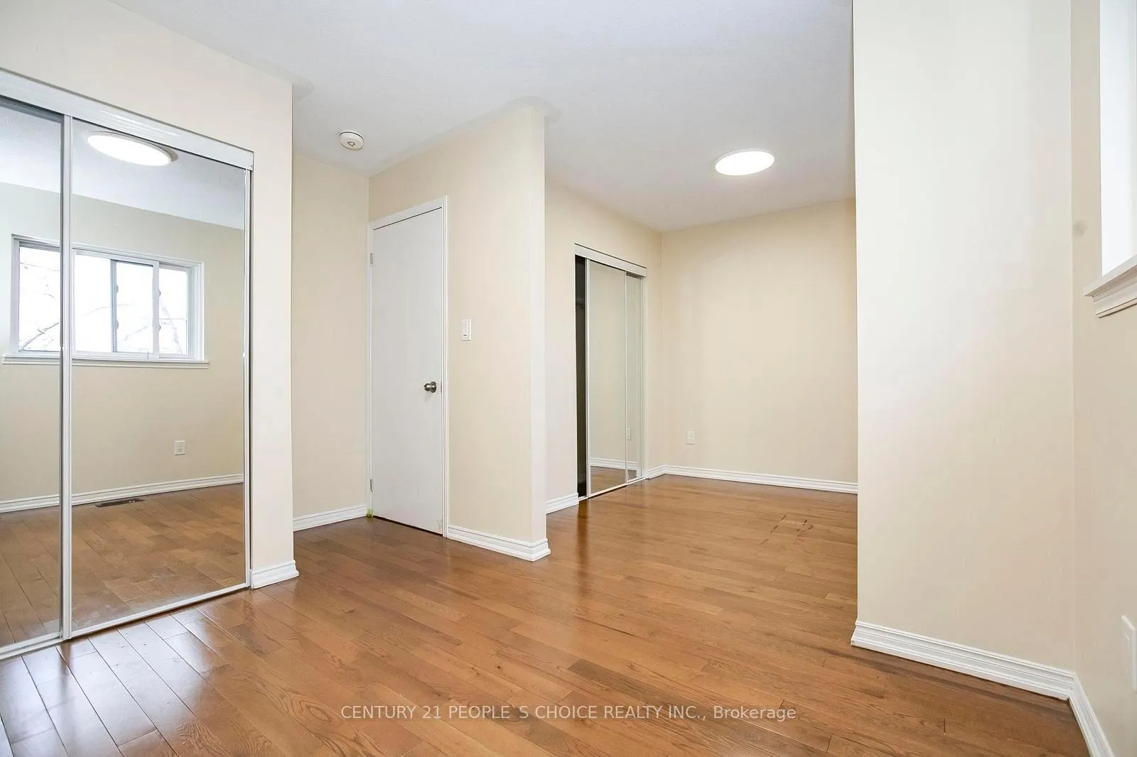 Photo 23 of Unit 117, 23 Darras Court, Brampton, Southgate — HOMEH