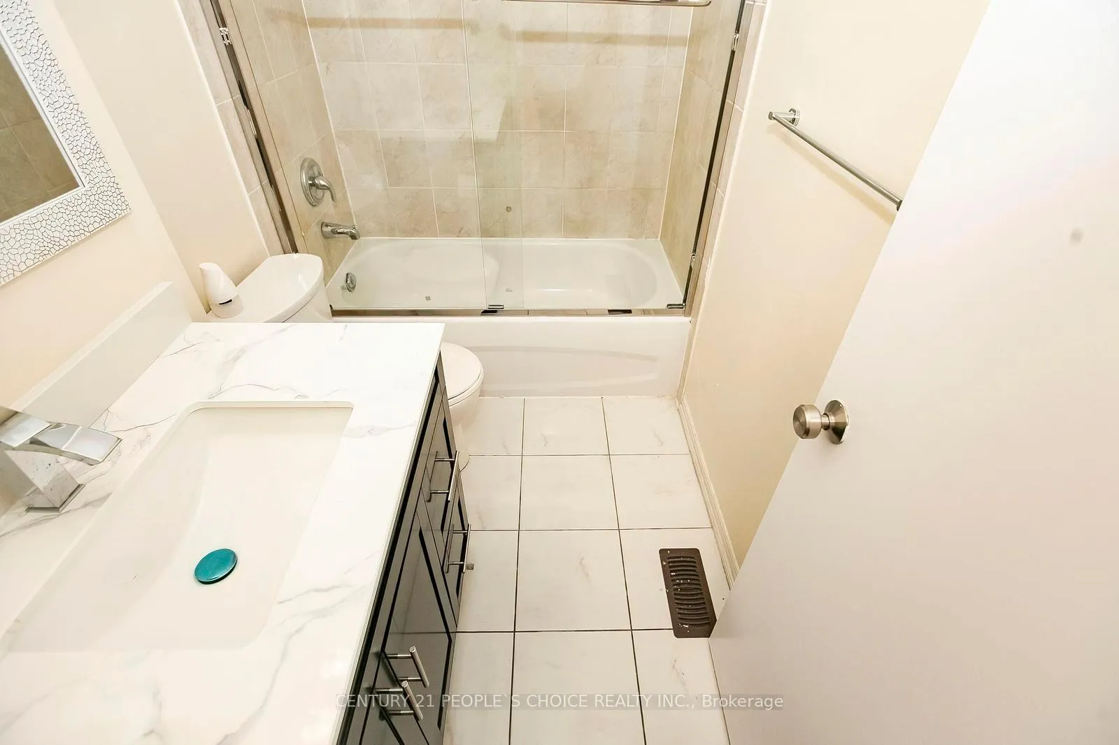 Photo 28 of Unit 117, 23 Darras Court, Brampton, Southgate — HOMEH