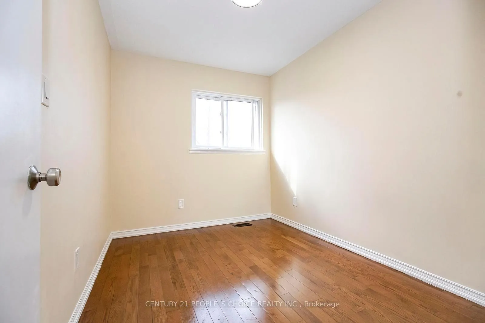 Photo 32 of Unit 117, 23 Darras Court, Brampton, Southgate — HOMEH