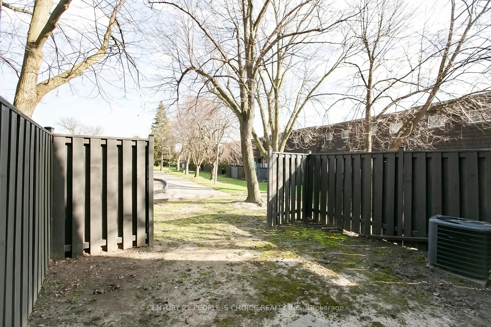 Photo 39 of Unit 117, 23 Darras Court, Brampton, Southgate — HOMEH