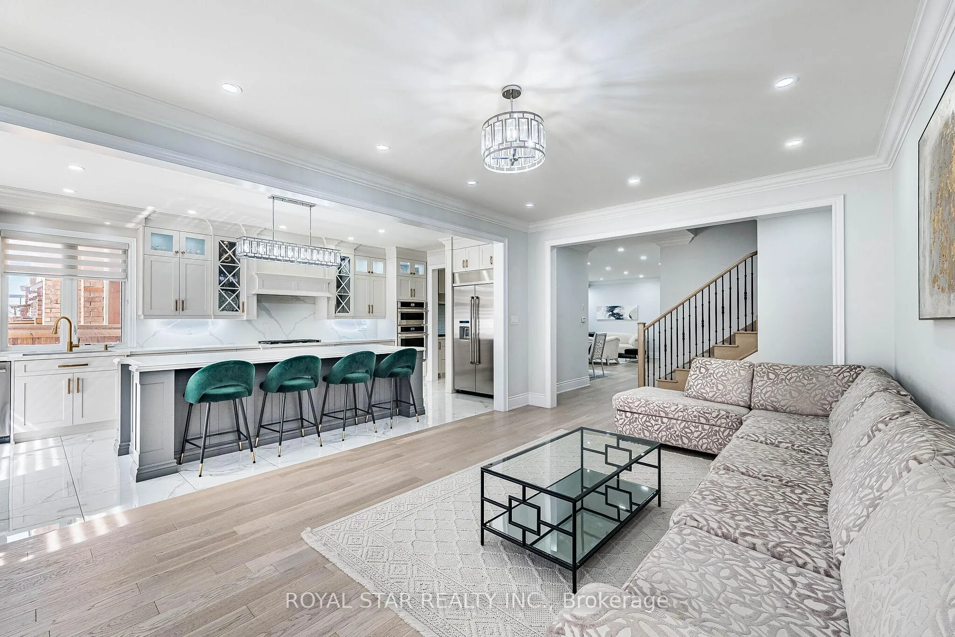 Photo 20 of 114 Folgate Crescent, Brampton, Sandringham-Wellington North — HOMEH