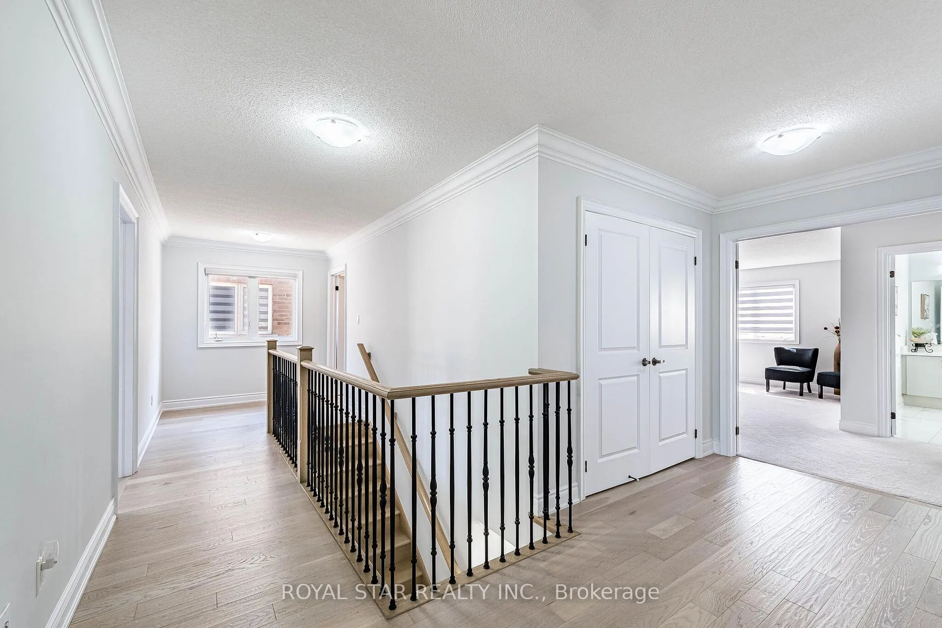 Photo 23 of 114 Folgate Crescent, Brampton, Sandringham-Wellington North — HOMEH