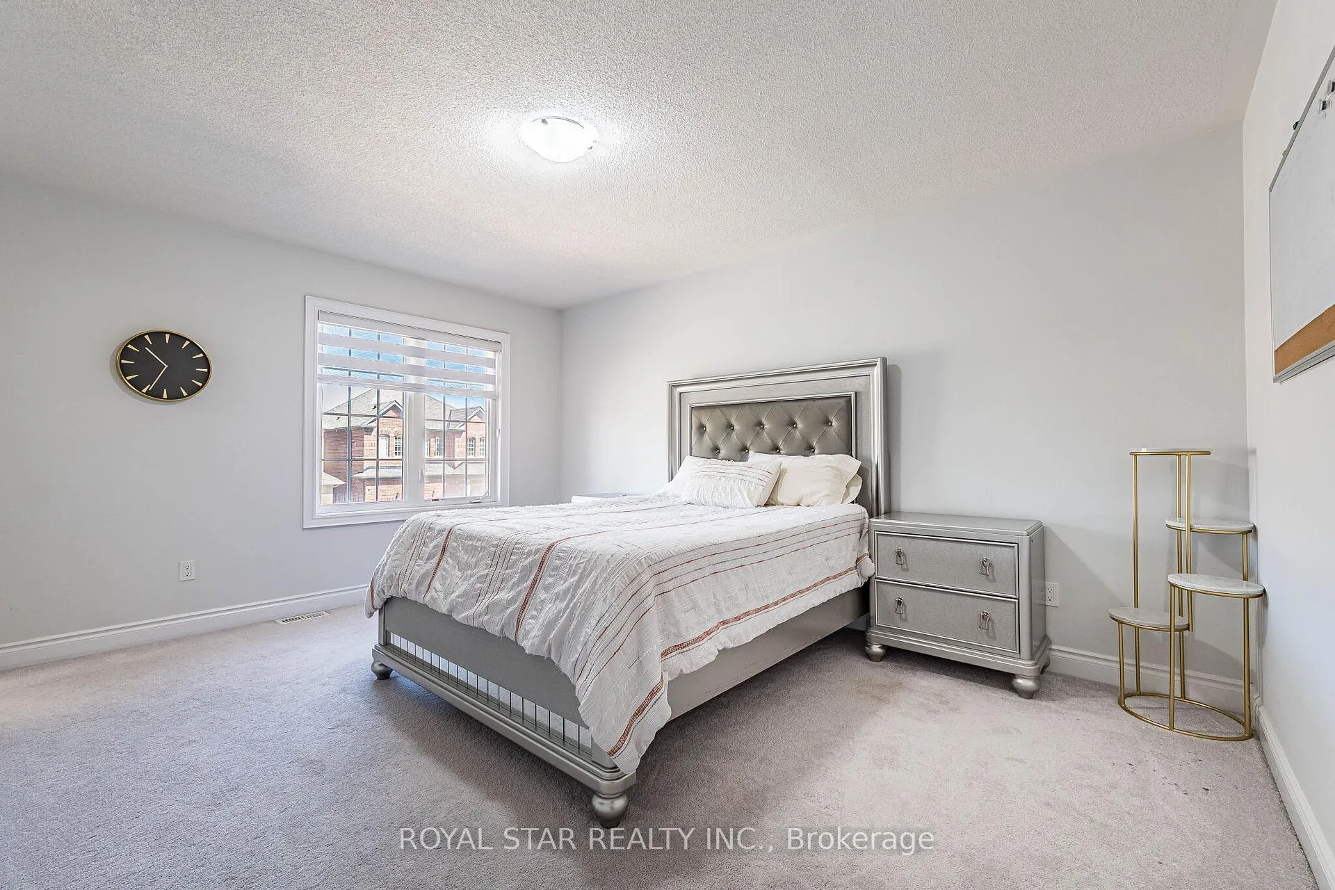 Photo 24 of 114 Folgate Crescent, Brampton, Sandringham-Wellington North — HOMEH