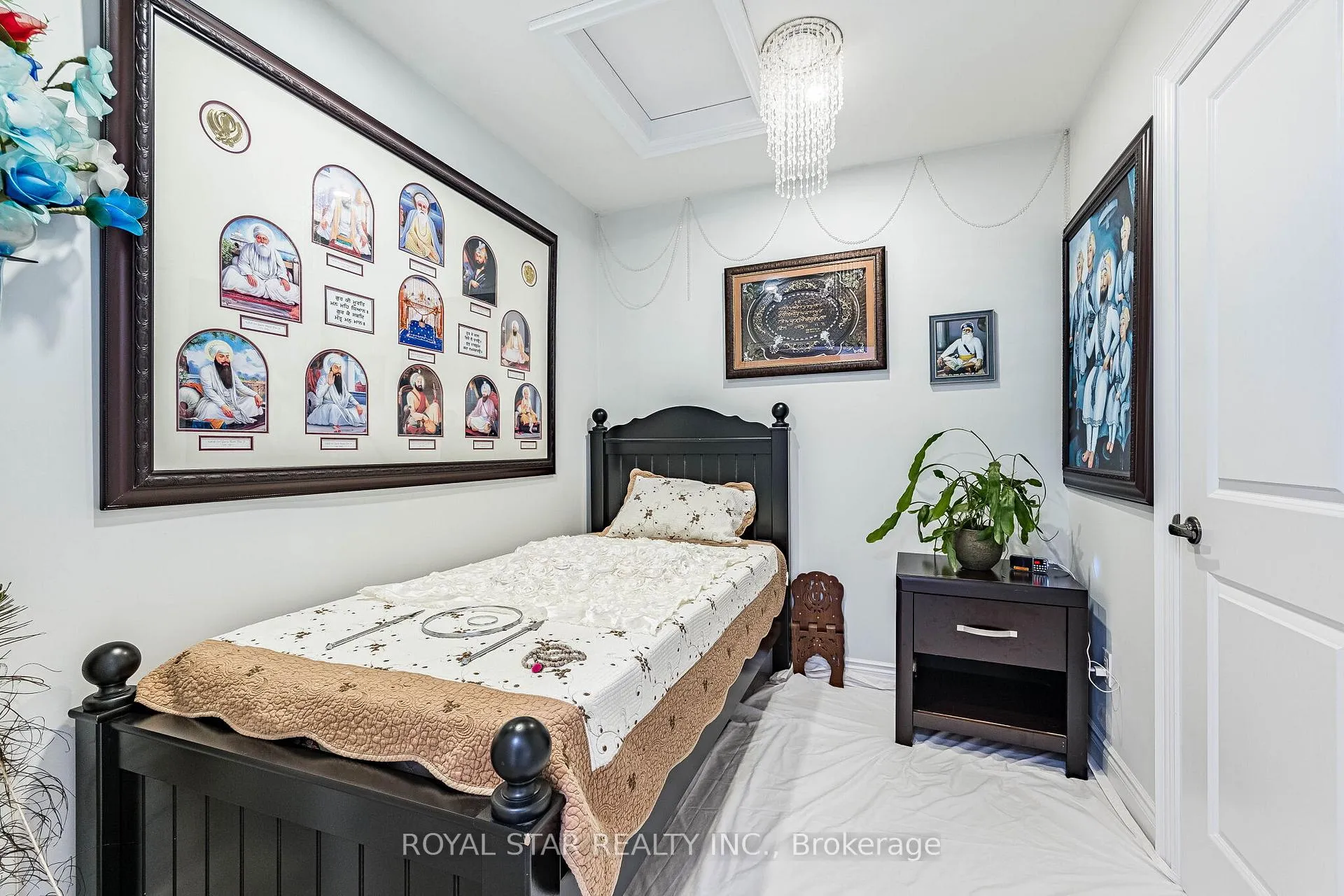 Photo 38 of 114 Folgate Crescent, Brampton, Sandringham-Wellington North — HOMEH
