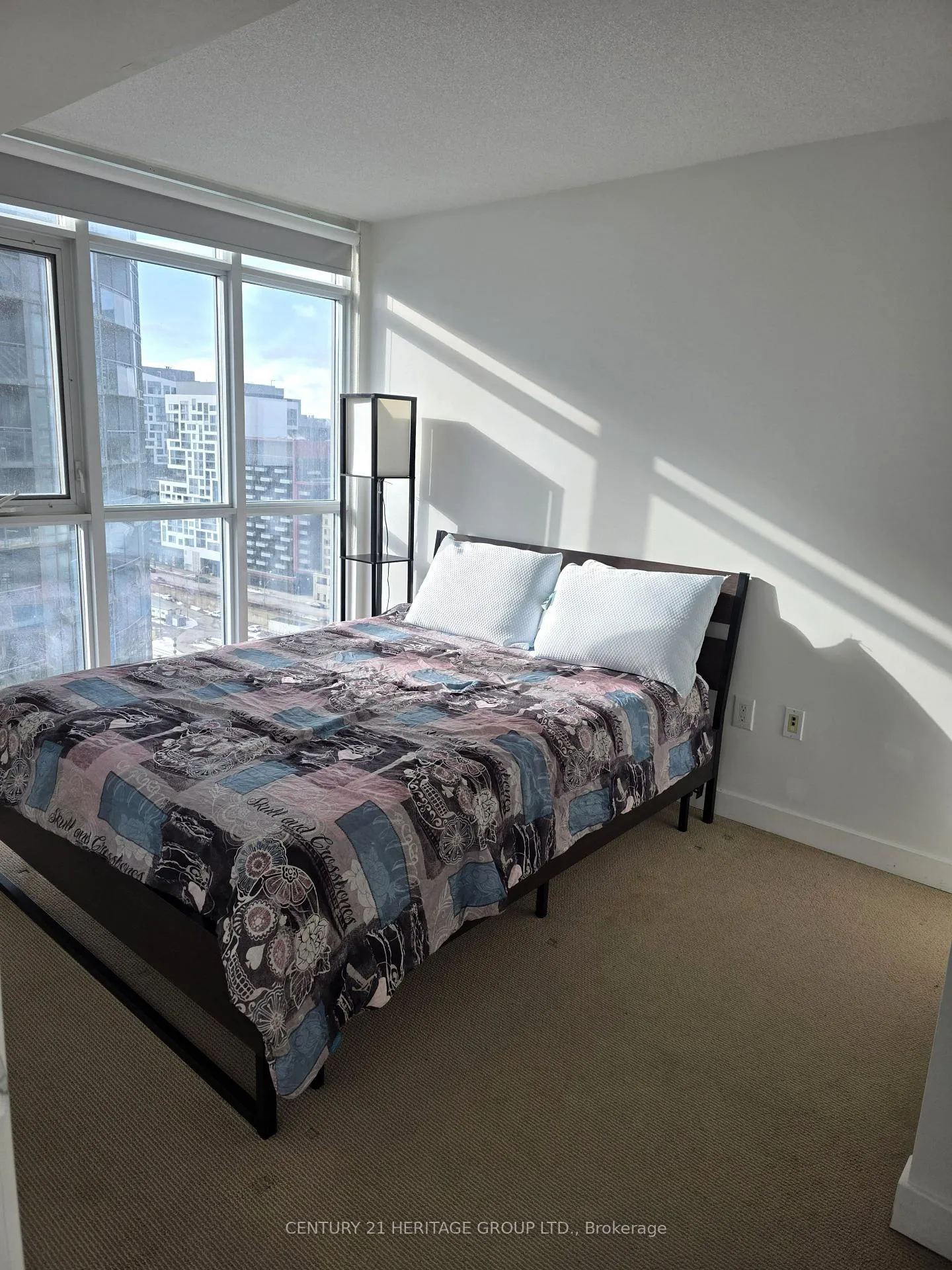 Photo 17 of Unit 2009, 15 Iceboat Terrace, Toronto, Waterfront Communities — HOMEH