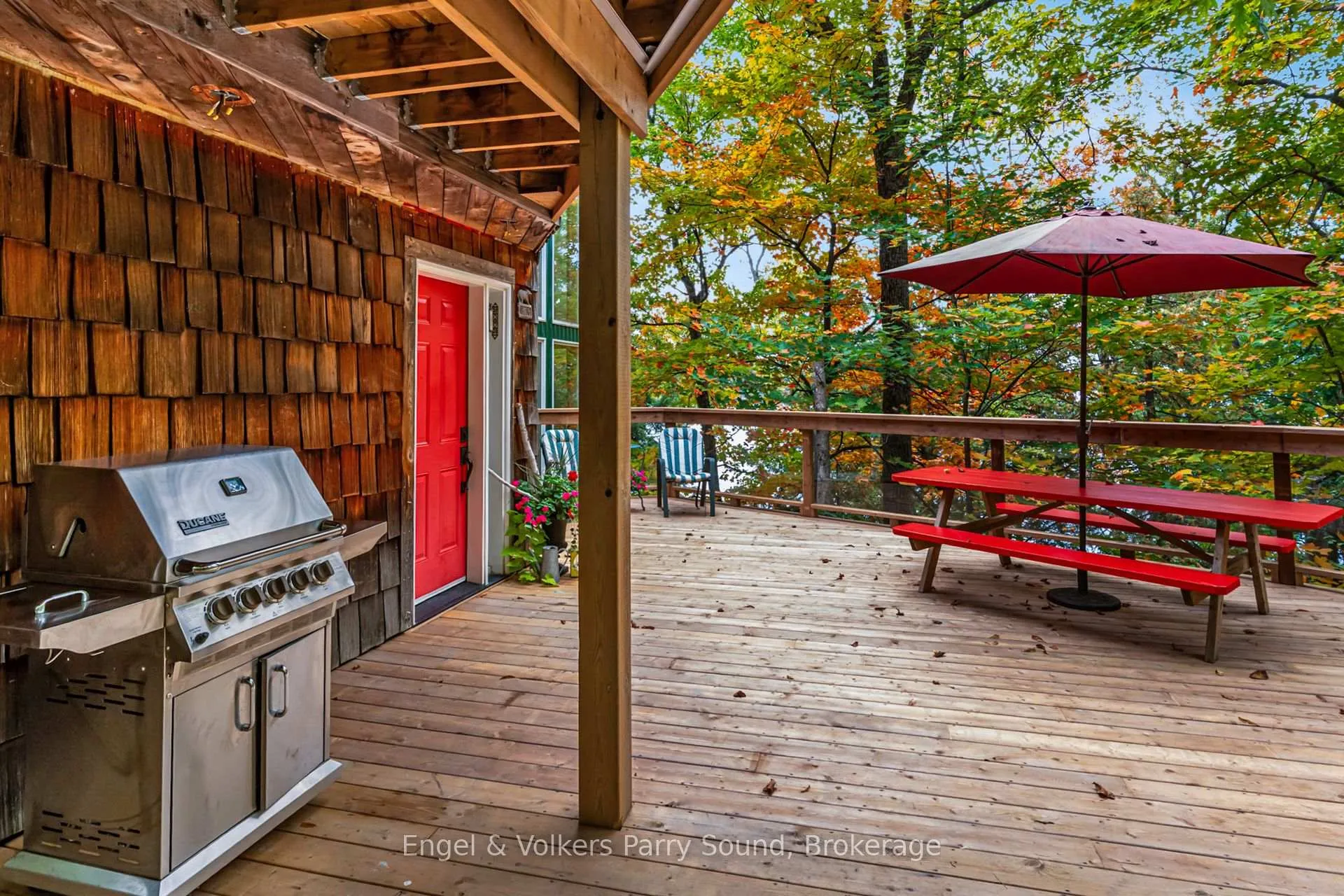 Photo 3 of 139 Manitou Drive, McKellar — HOMEH