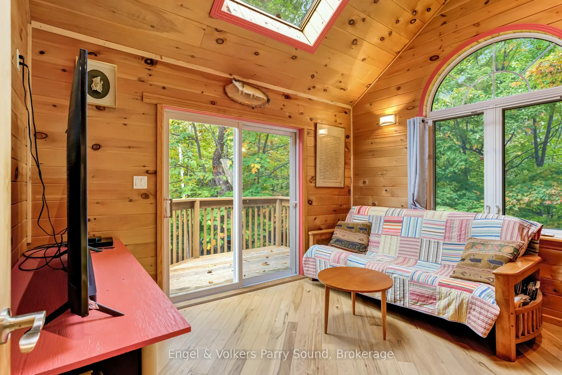 Photo 33 of 139 Manitou Drive, McKellar — HOMEH