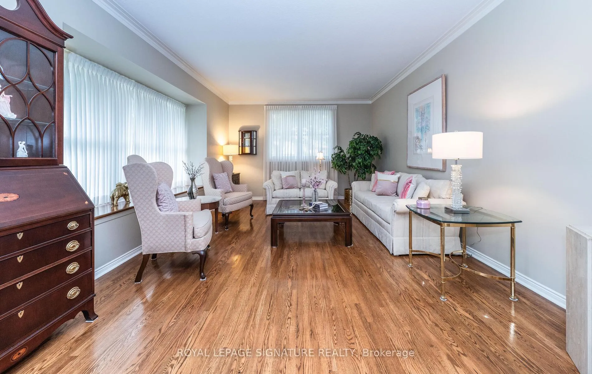 Photo 5 of 2 Gablehurst Crescent, Scarborough, Tam O'Shanter-Sullivan — HOMEH