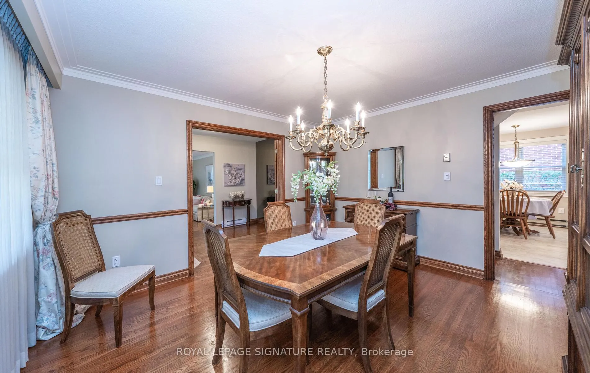 Photo 8 of 2 Gablehurst Crescent, Scarborough, Tam O'Shanter-Sullivan — HOMEH