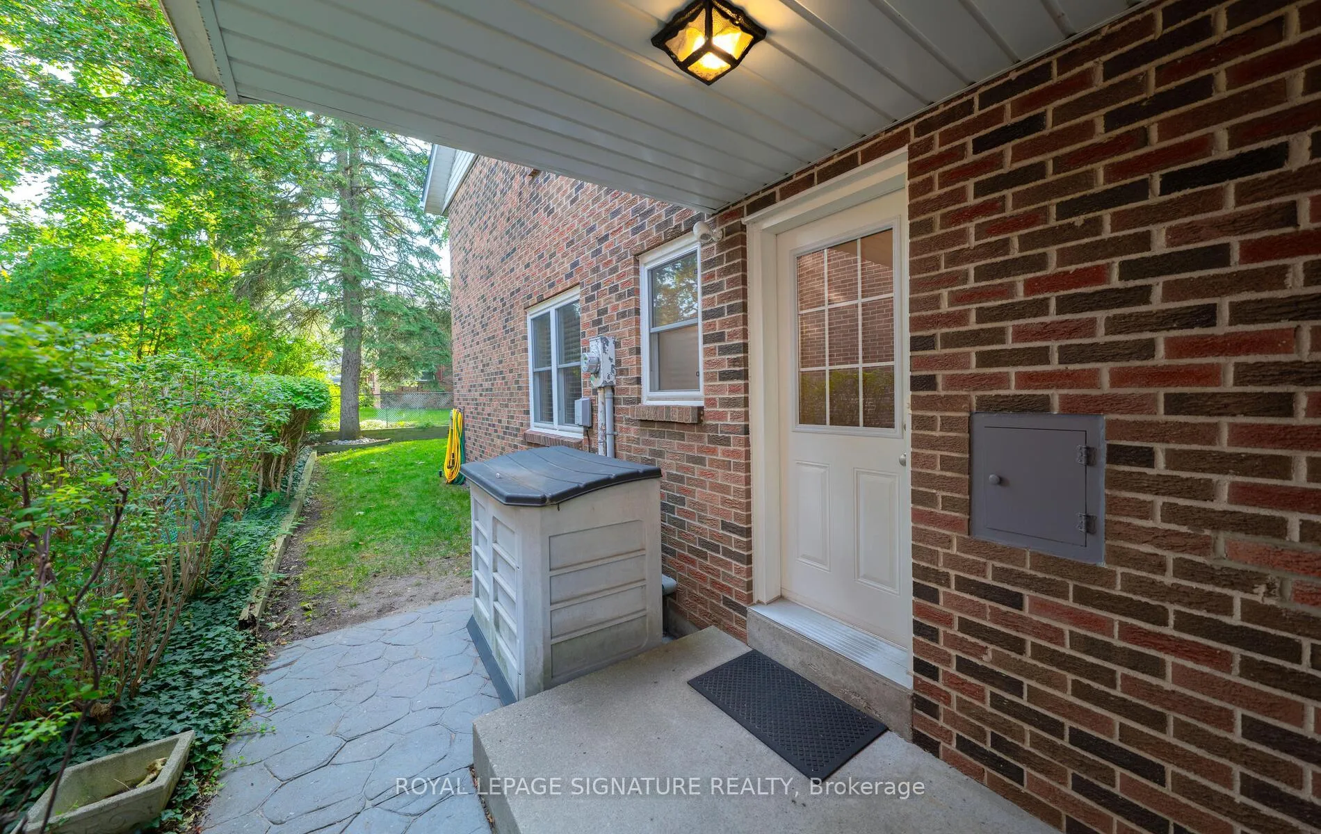 Photo 39 of 2 Gablehurst Crescent, Scarborough, Tam O'Shanter-Sullivan — HOMEH
