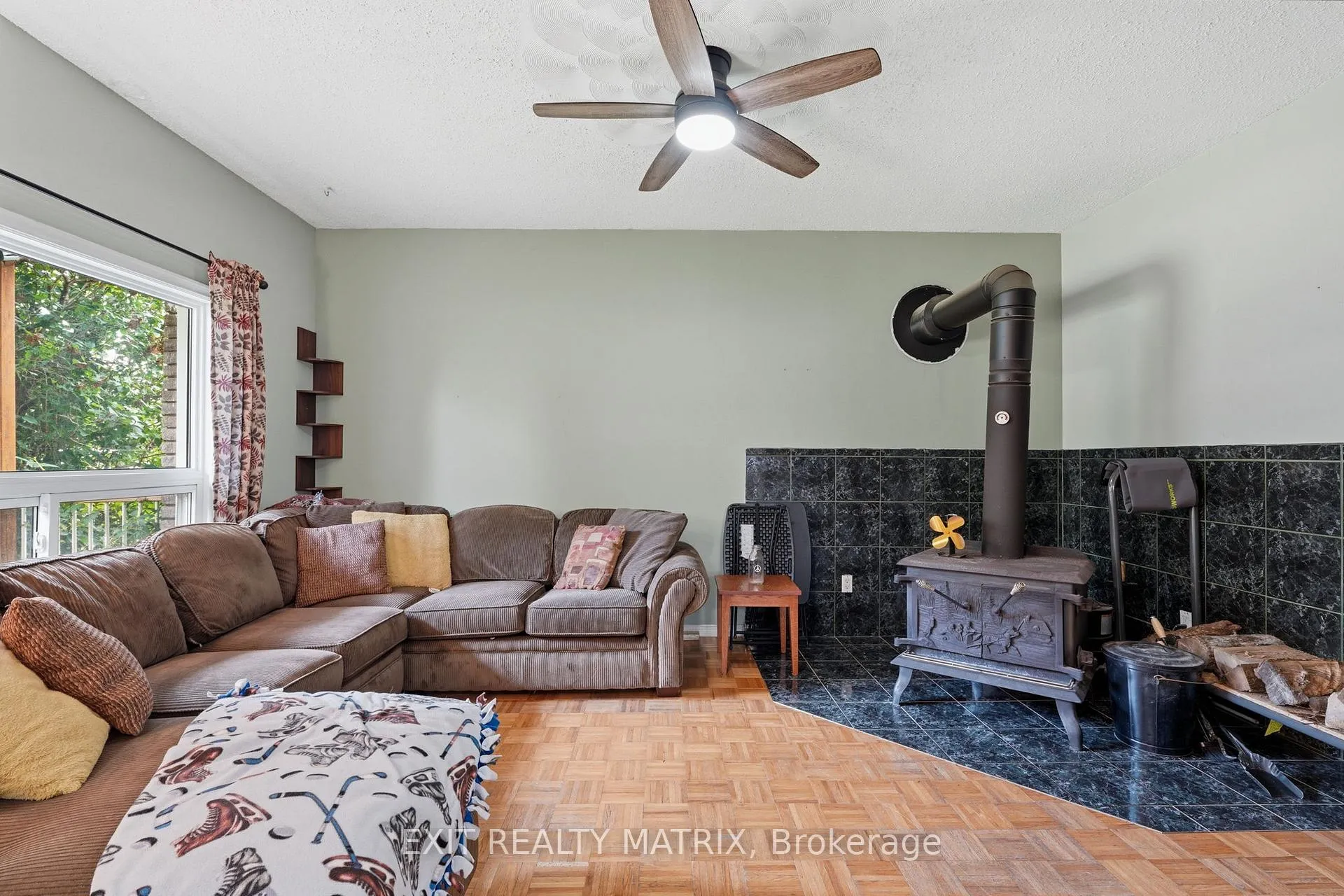 Photo 5 of 1320 St Joseph Road, Russell, Russell Twp — HOMEH