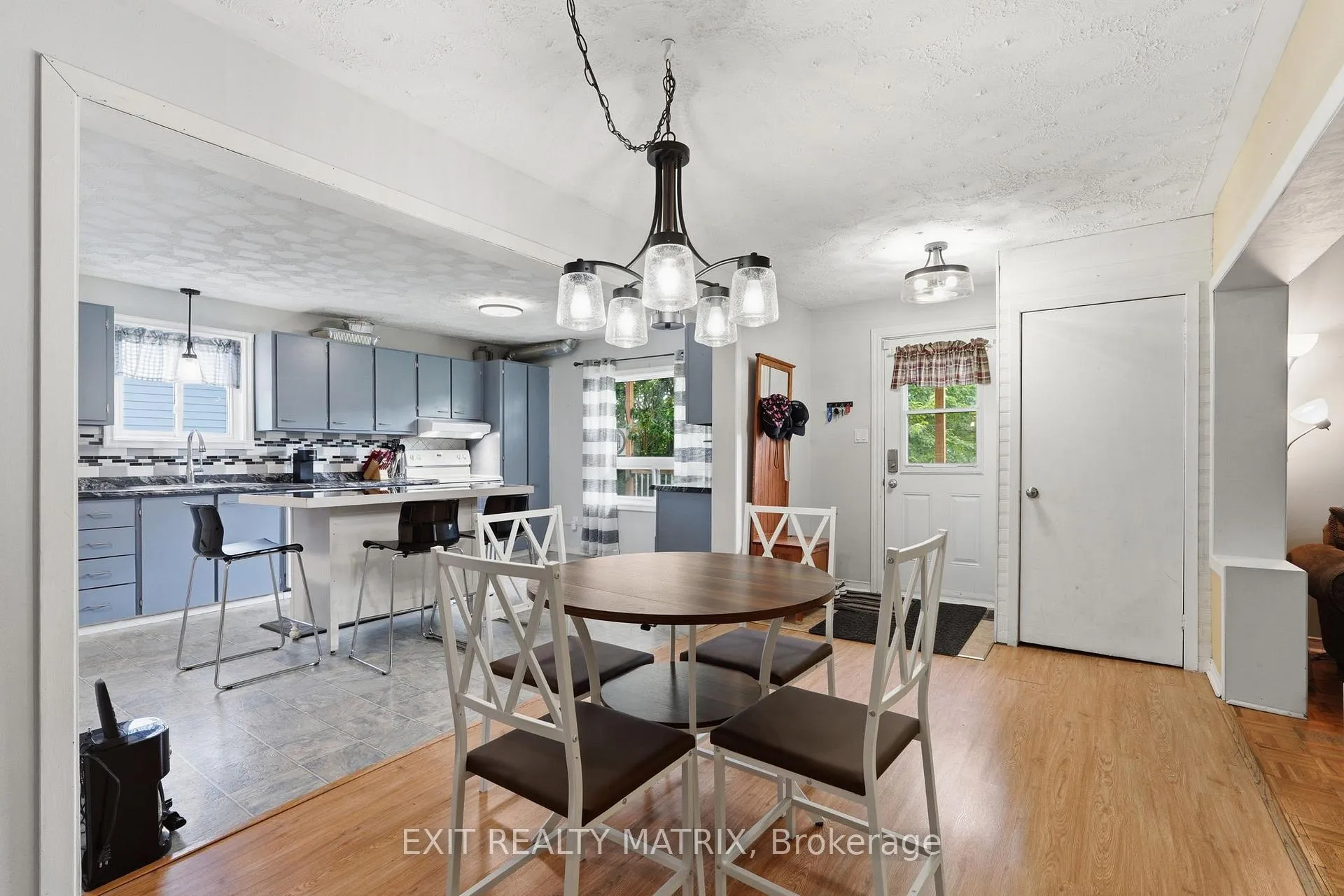 Photo 9 of 1320 St Joseph Road, Russell, Russell Twp — HOMEH