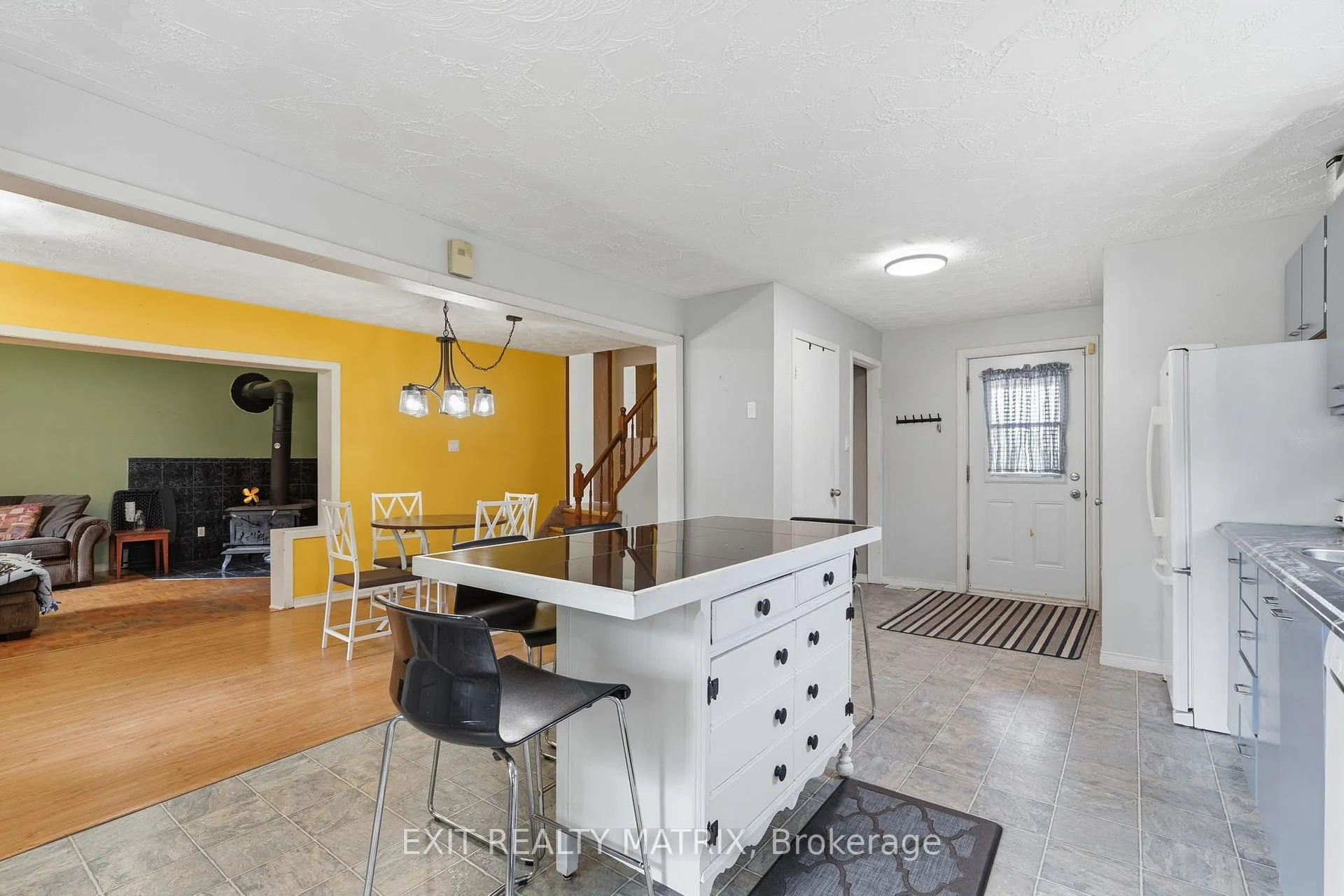 Photo 13 of 1320 St Joseph Road, Russell, Russell Twp — HOMEH