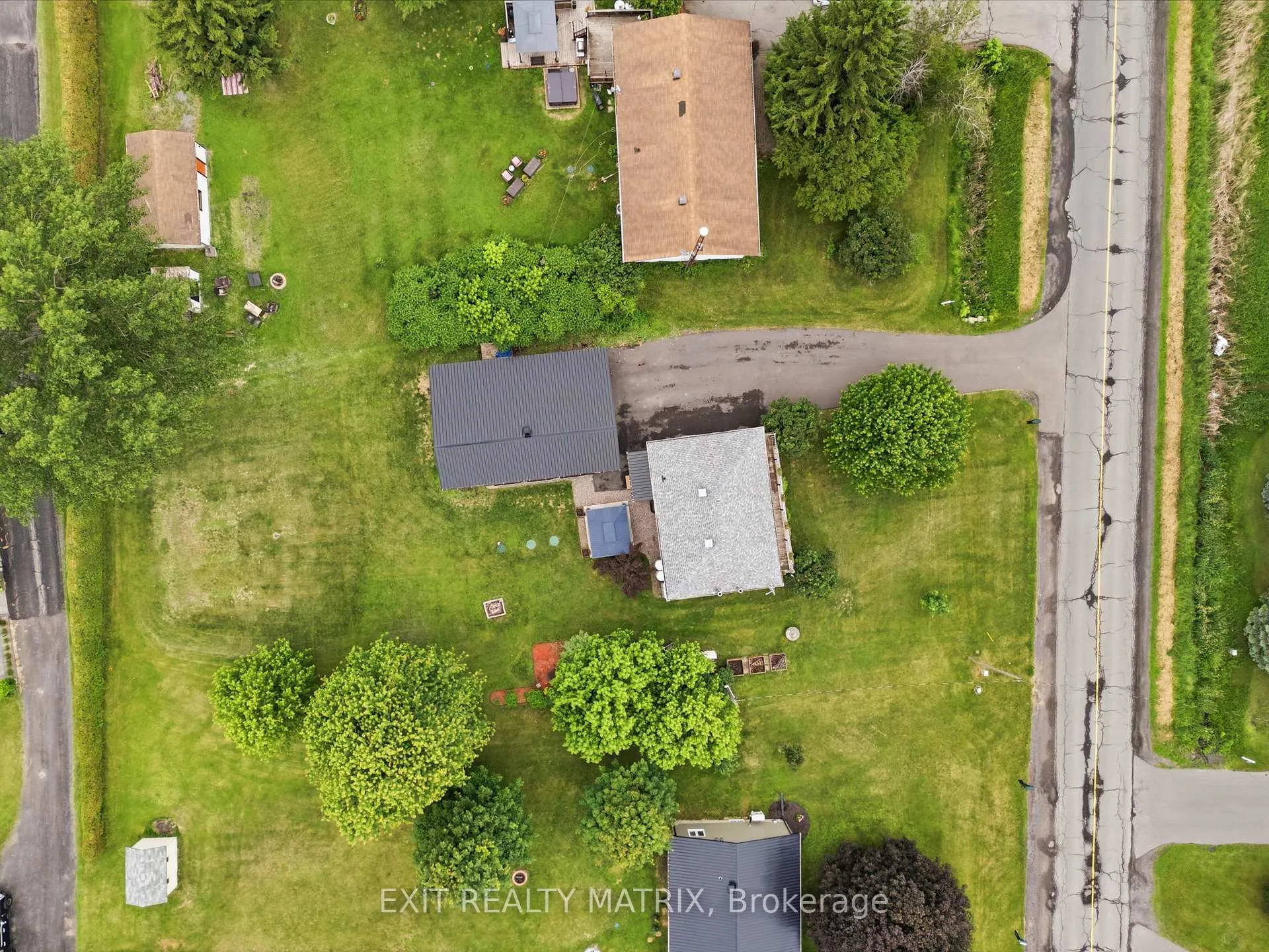 Photo 36 of 1320 St Joseph Road, Russell, Russell Twp — HOMEH