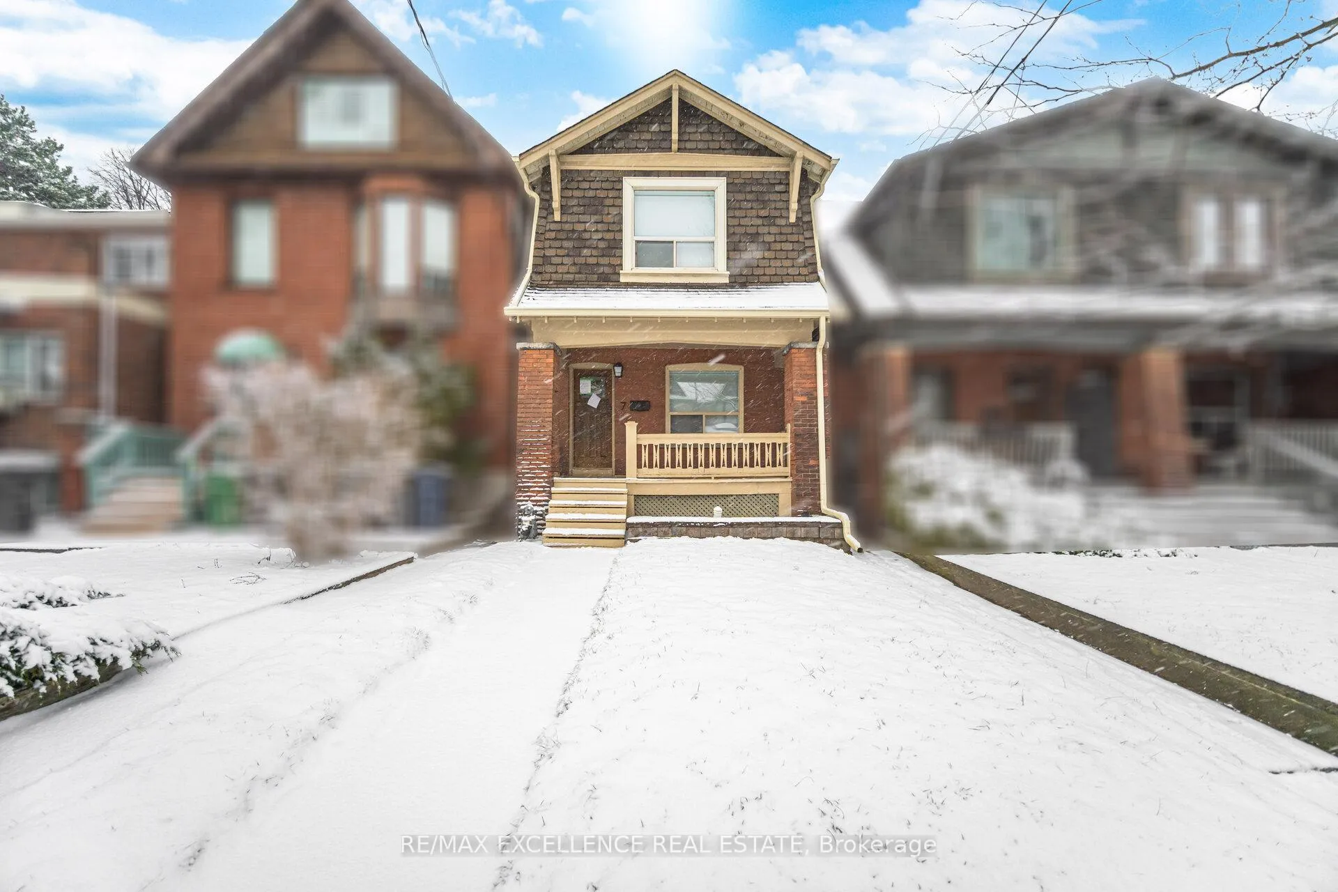 Photo 2 of 7 Arundel Avenue, Toronto, Playter Estates-Danforth — HOMEH