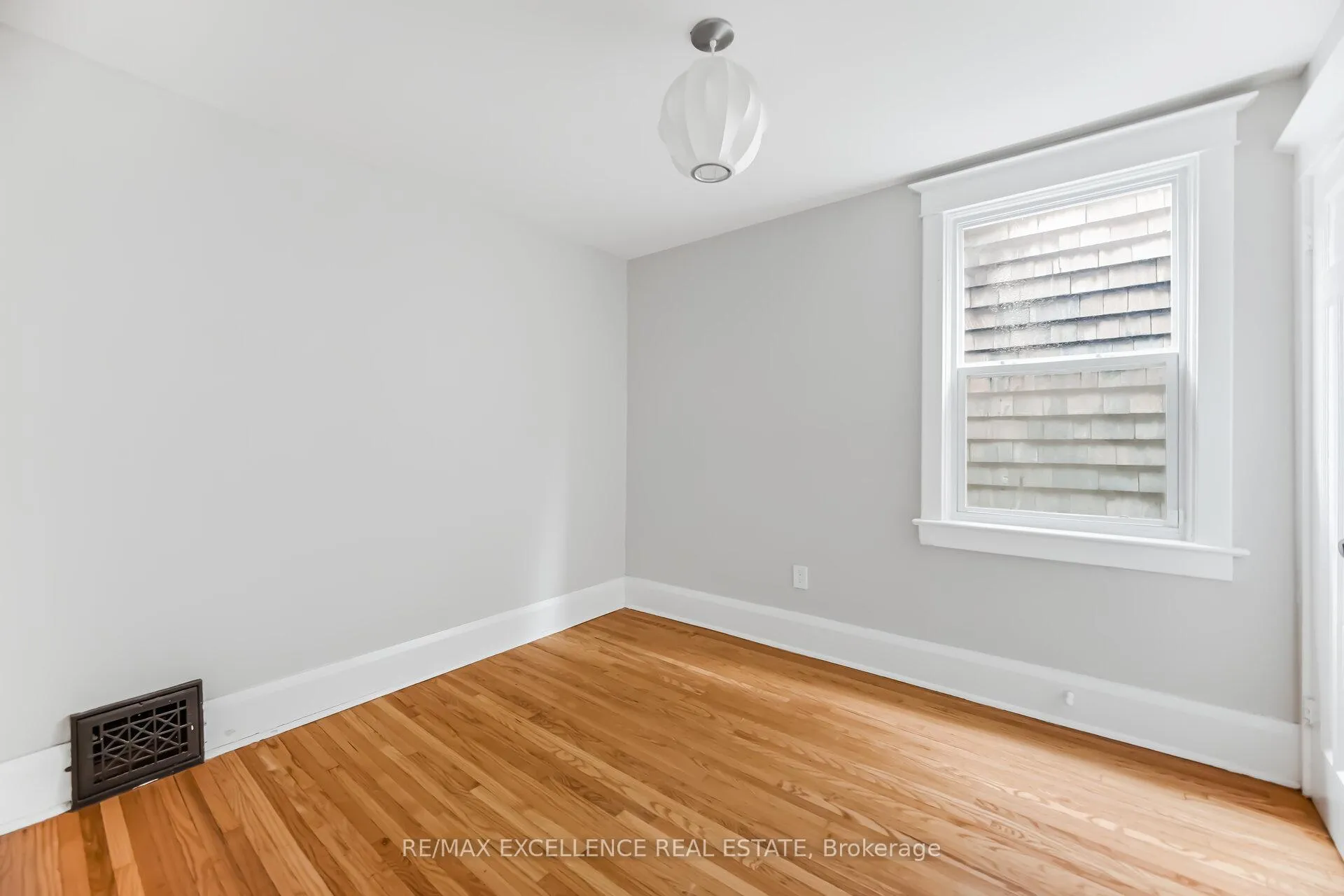 Photo 33 of 7 Arundel Avenue, Toronto, Playter Estates-Danforth — HOMEH
