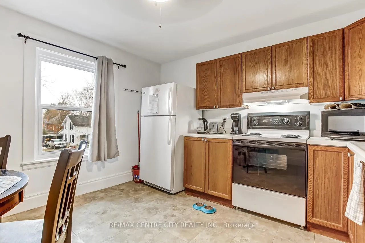Photo 24 of 92 Forest Avenue, St. Thomas — HOMEH