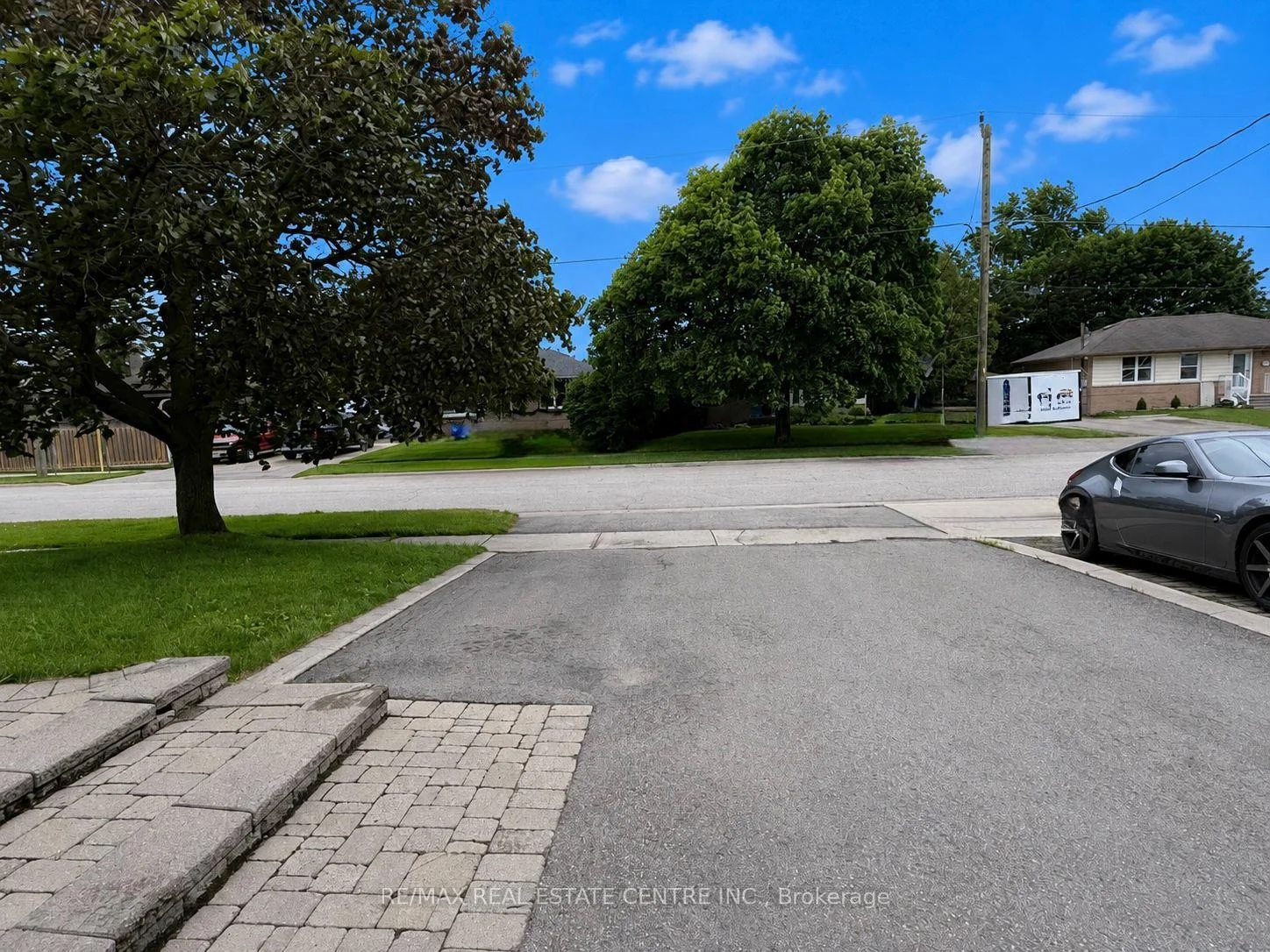 Photo 8 of Unit Basement, 18 Mackenzie Drive, Halton Hills, Georgetown — HOMEH