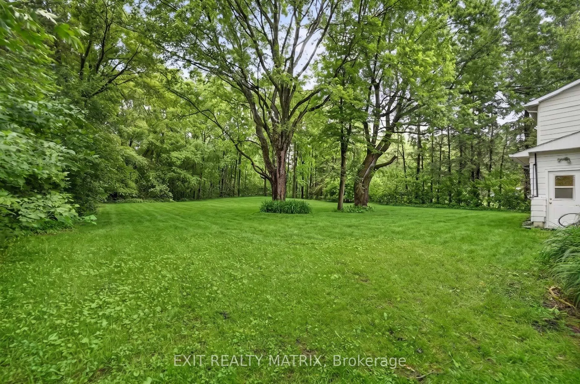 Photo 22 of 383 Castor Road, Russell, Russell Twp — HOMEH