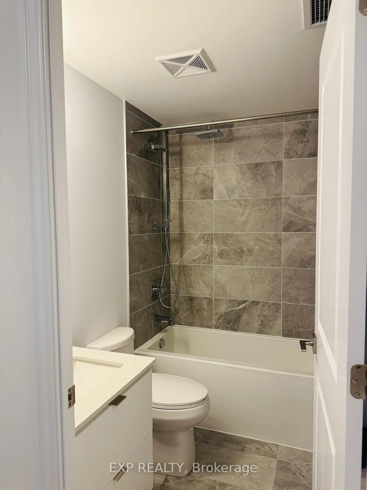 Photo 17 of Unit 3602, 30 Elm Drive W, Mississauga, City Centre — HOMEH