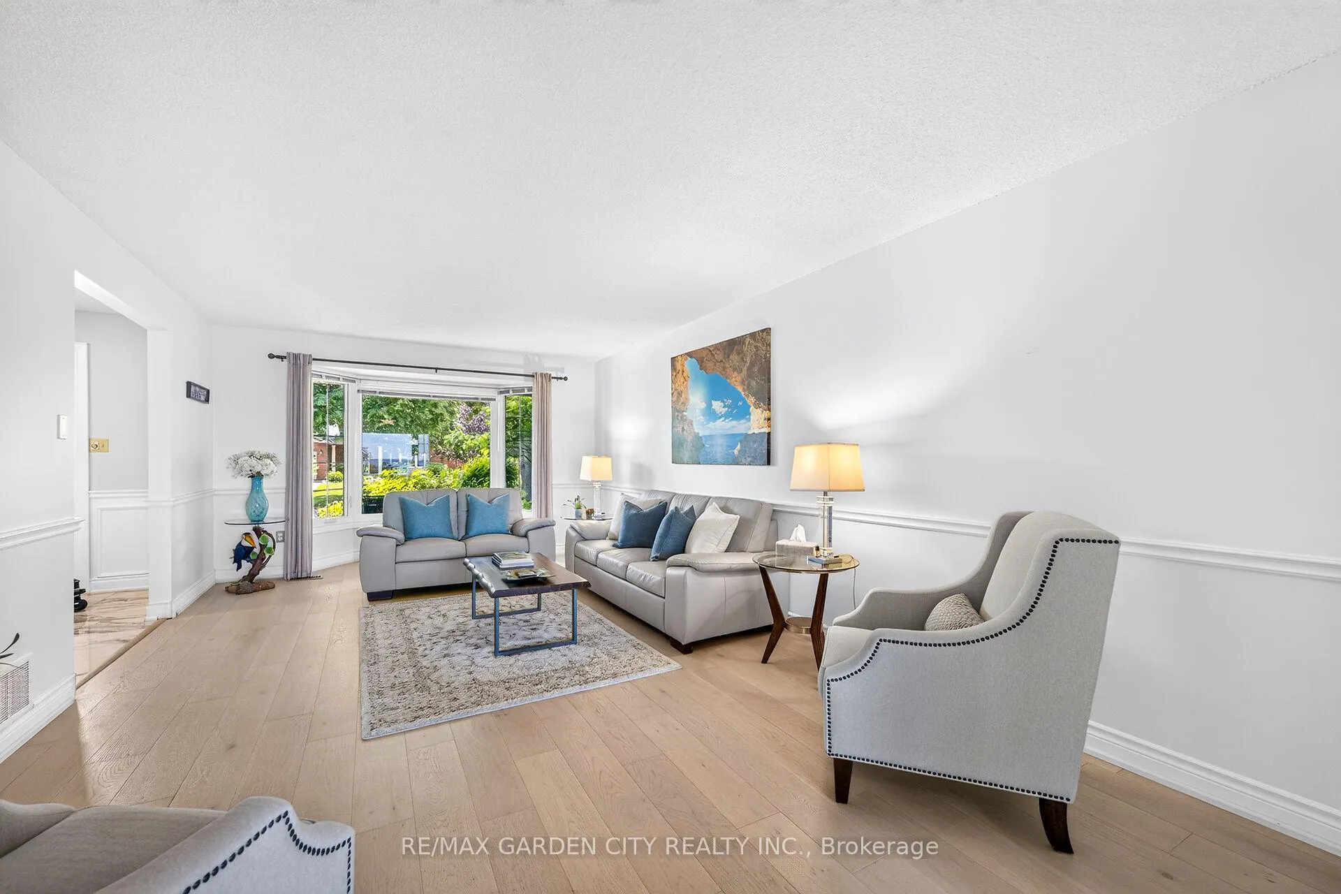 Photo 9 of 15 Cheval Drive, Grimsby, Grimsby Beach — HOMEH