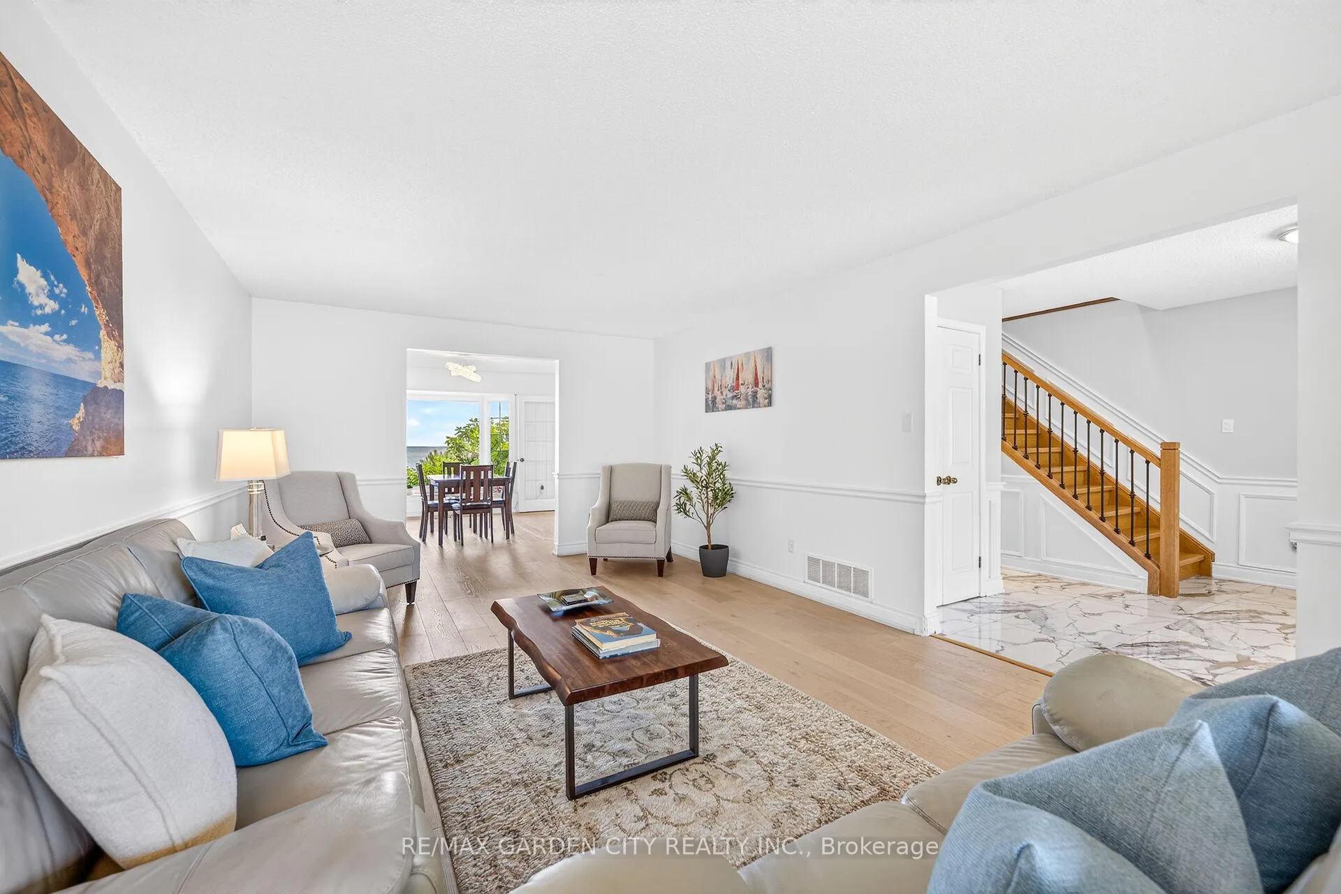 Photo 11 of 15 Cheval Drive, Grimsby, Grimsby Beach — HOMEH