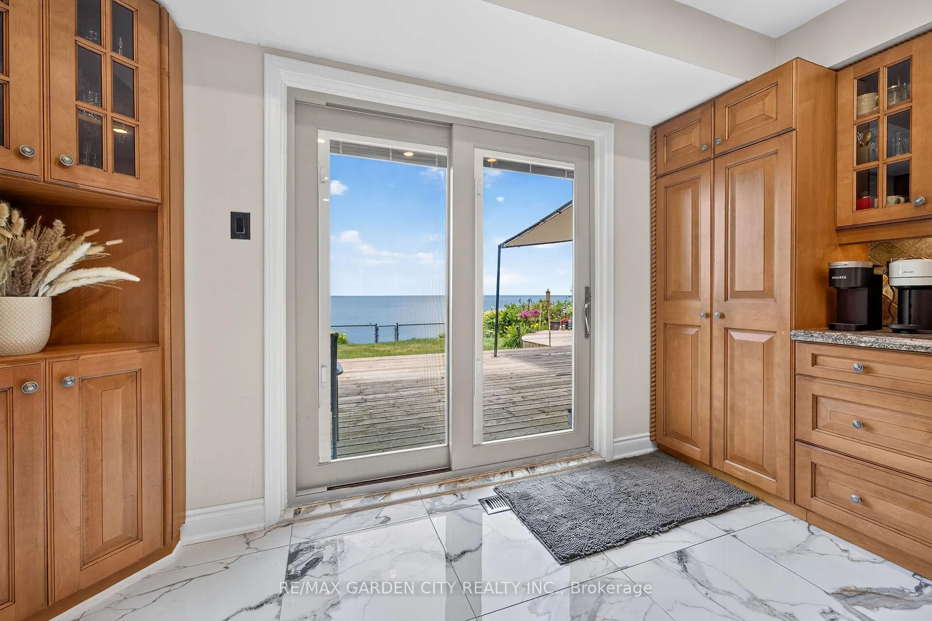 Photo 20 of 15 Cheval Drive, Grimsby, Grimsby Beach — HOMEH